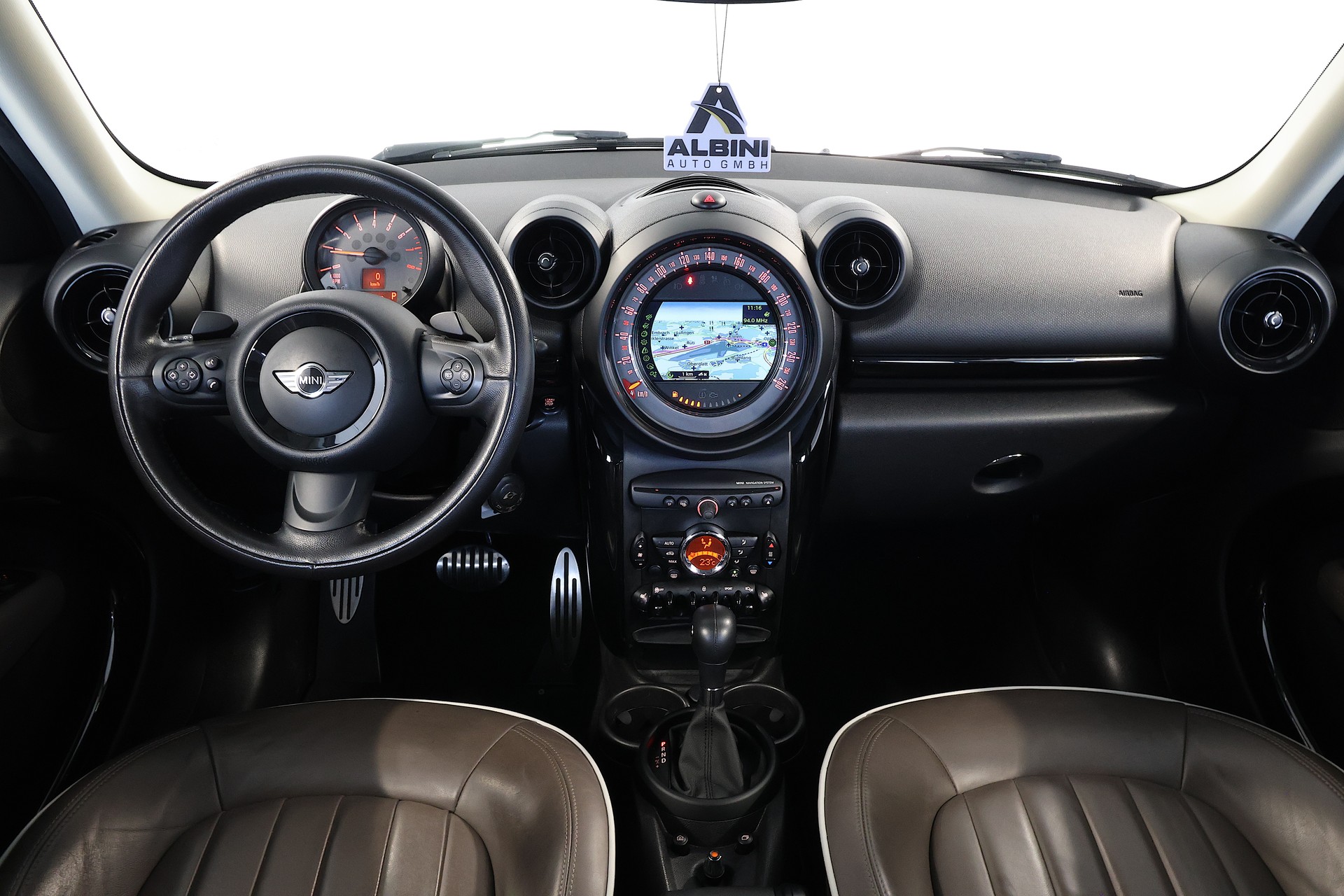 MINI Countryman Cooper S FWD Steptronic-image-8