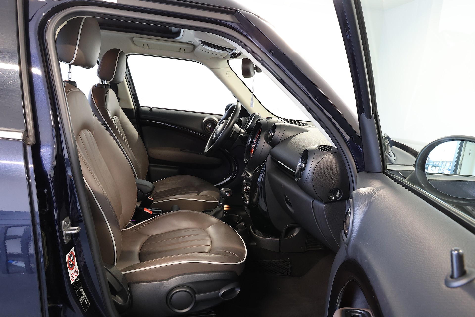 MINI Countryman Cooper S FWD Steptronic-image-11