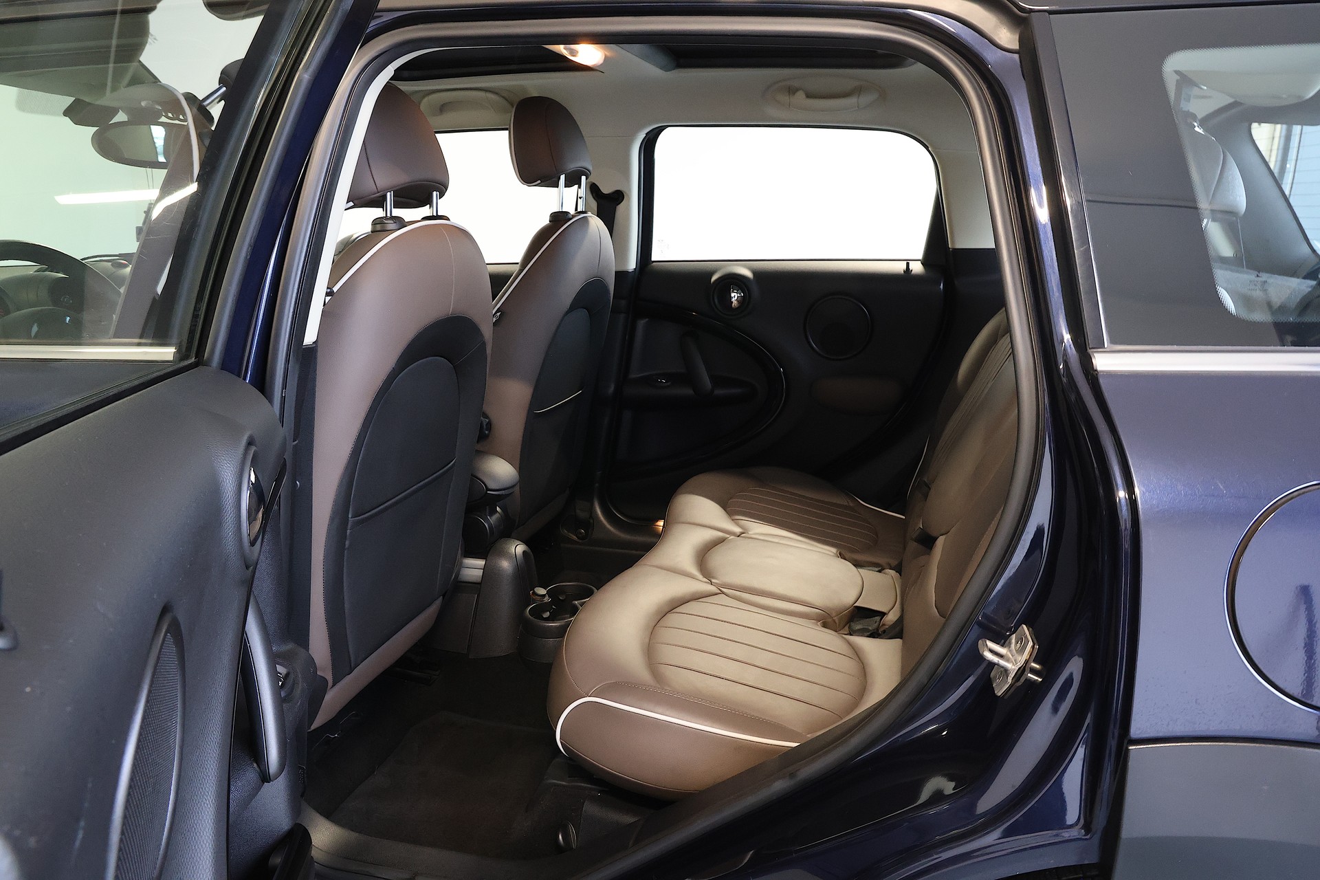 MINI Countryman Cooper S FWD Steptronic-image-14