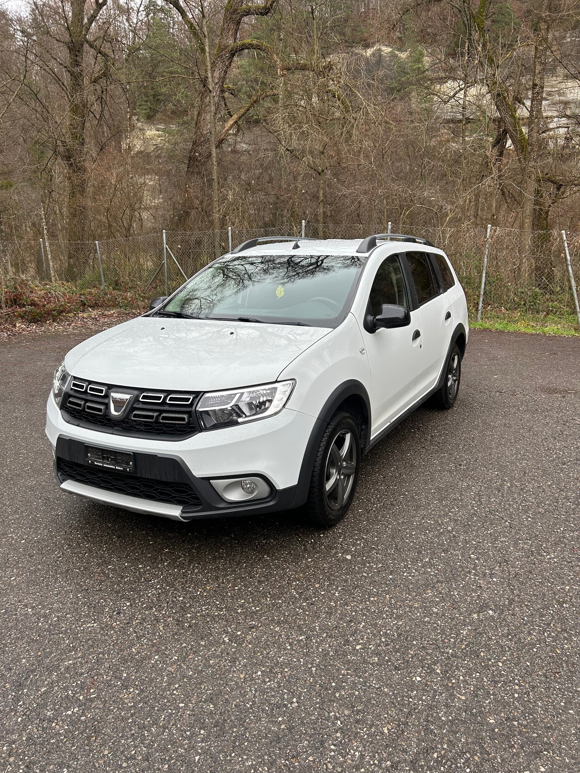 DACIA Logan MCV TCe 90 Stepway Easy-R-image-0