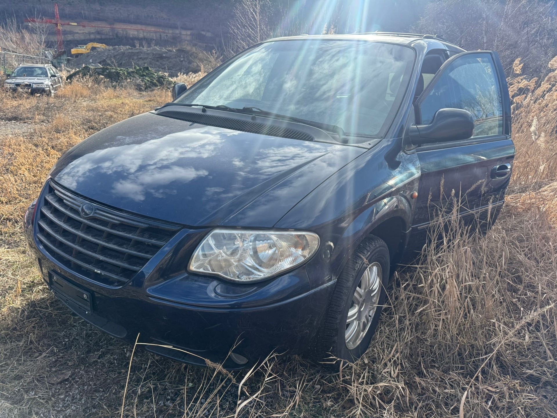 CHRYSLER Grand Voy. 2.8 CRD LTD Automatic-image-1