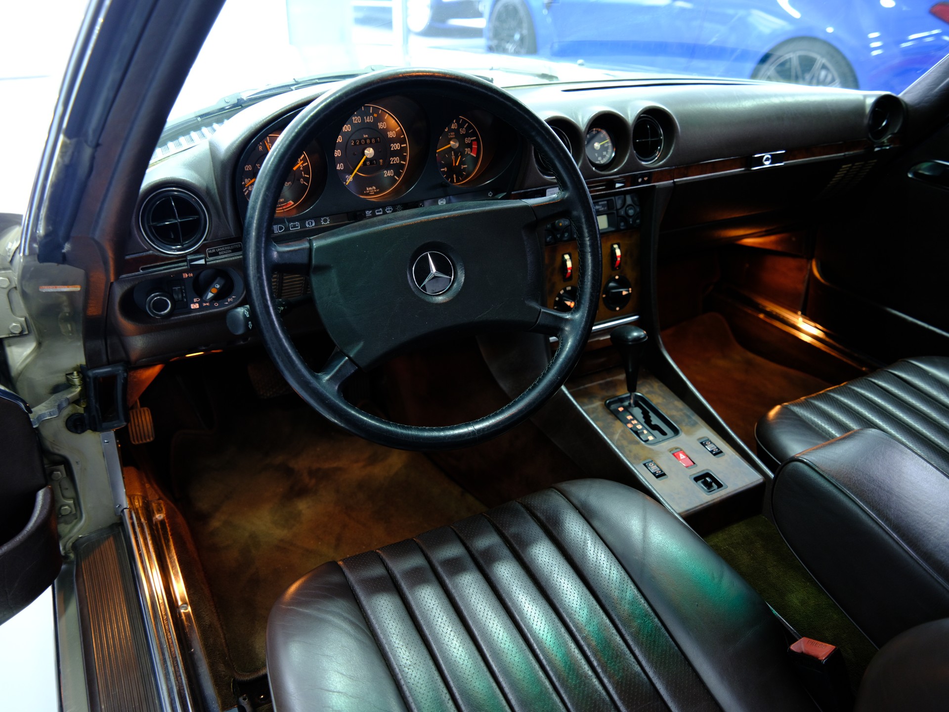MERCEDES-BENZ 300 SL Automatic-image-8