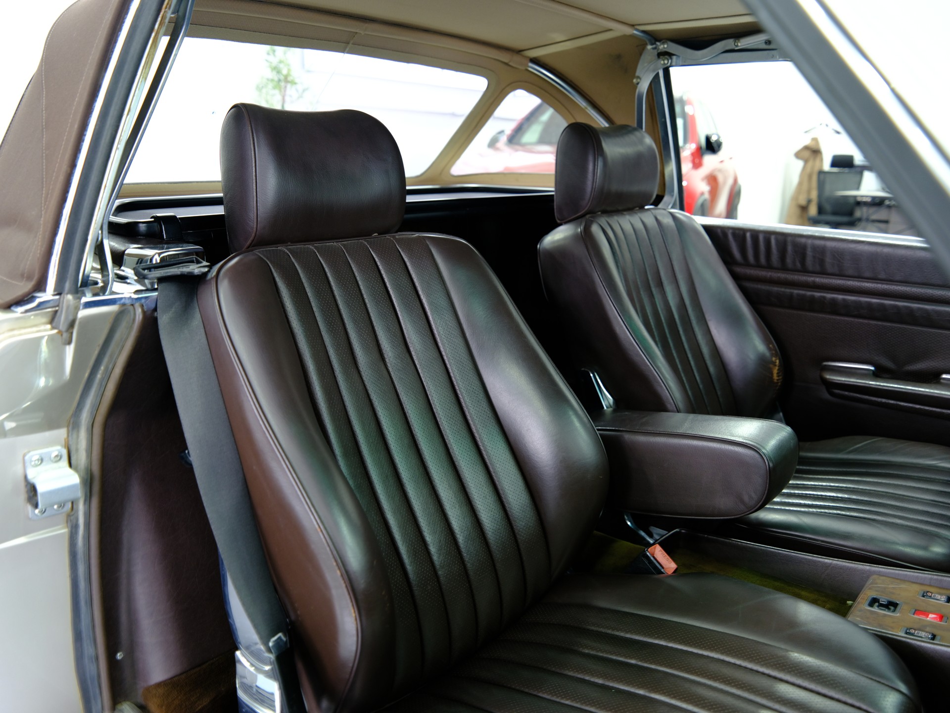 MERCEDES-BENZ 300 SL Automatic-image-12