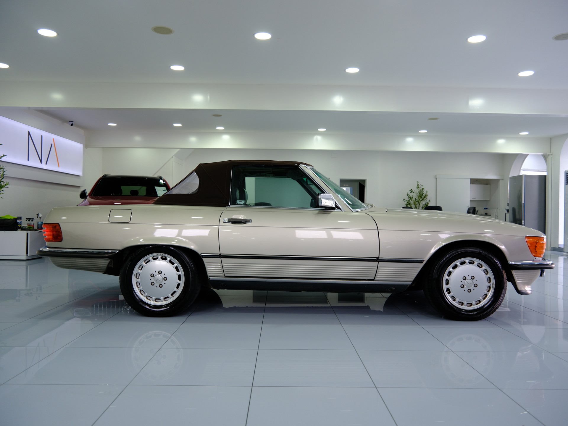 MERCEDES-BENZ 300 SL Automatic-image-7