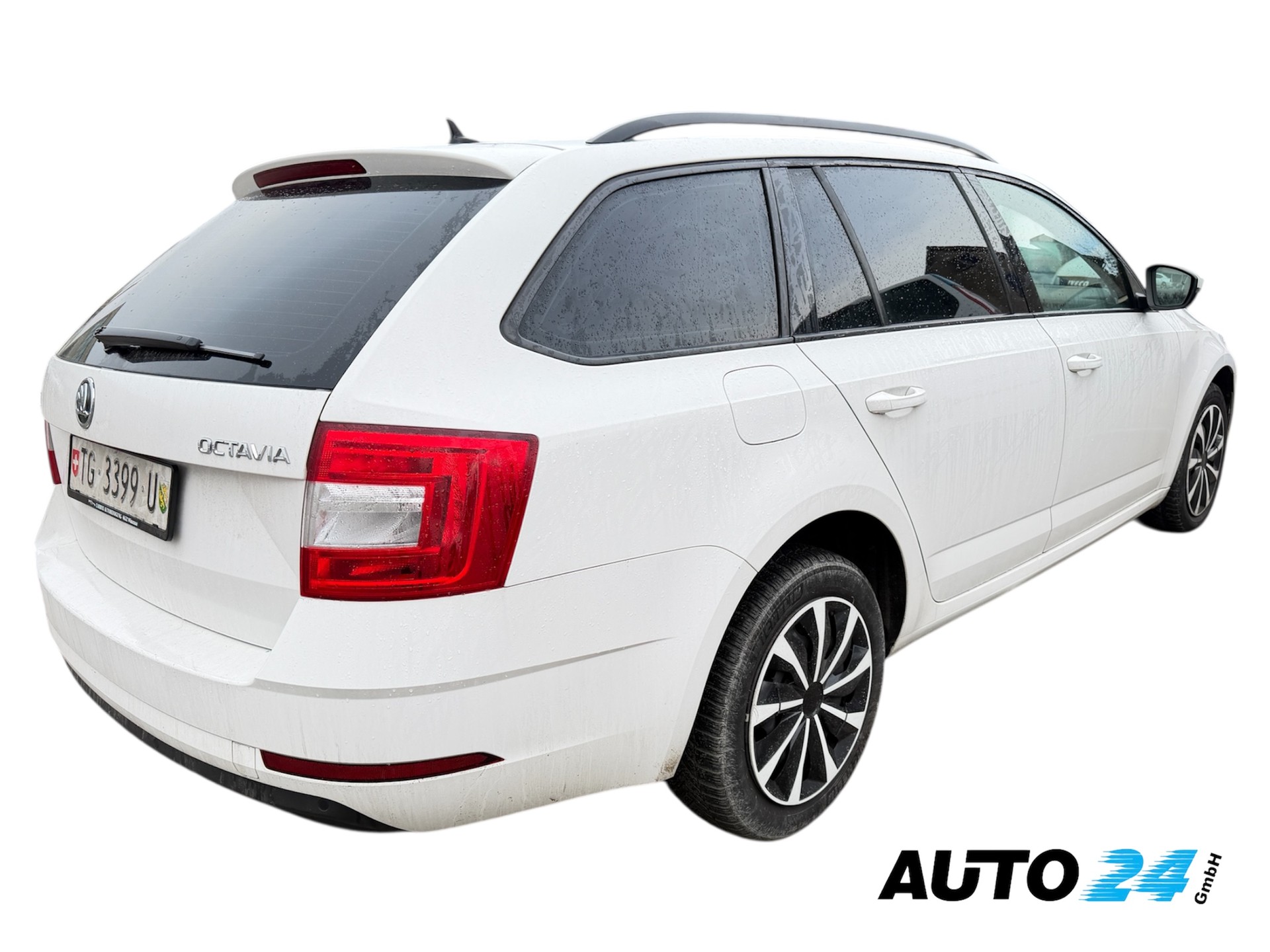 SKODA Octavia Combi 1.6 TDI Soleil DSG-image-2