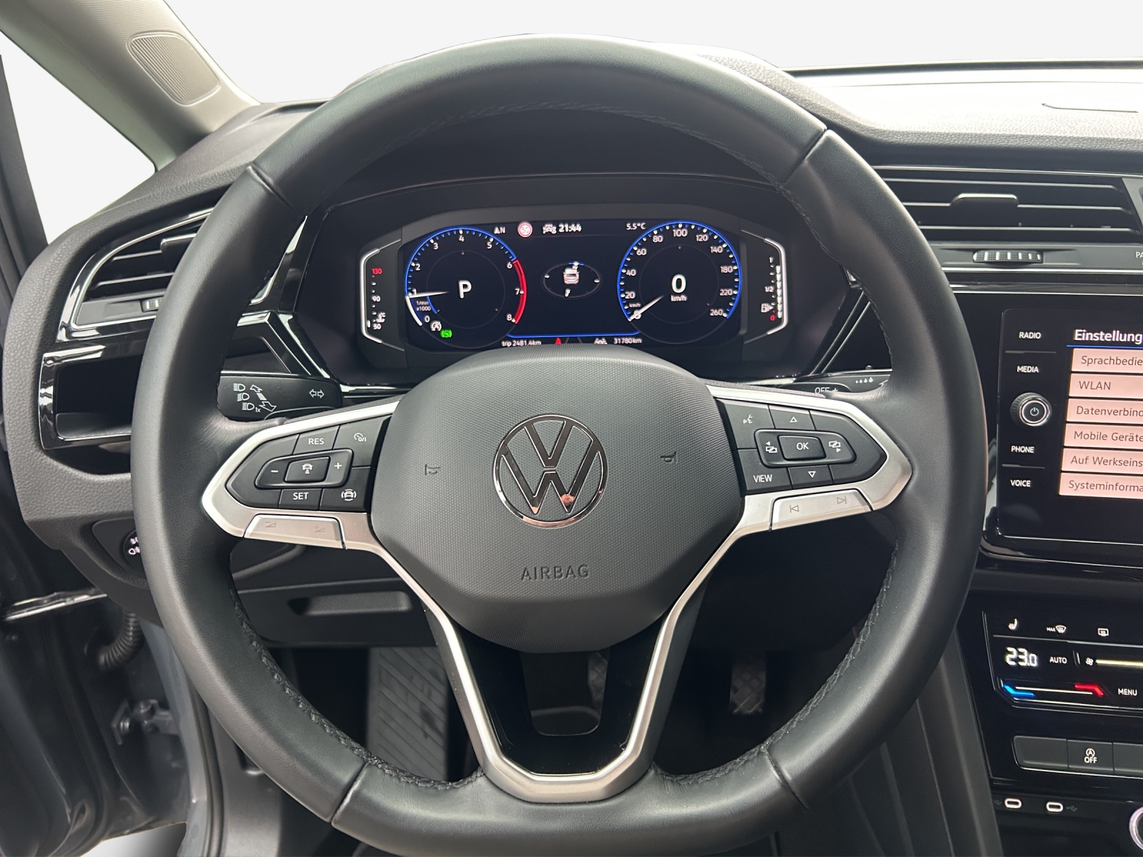 VW Touran 1.5 TSI EVO Comfortline United DSG-image-9