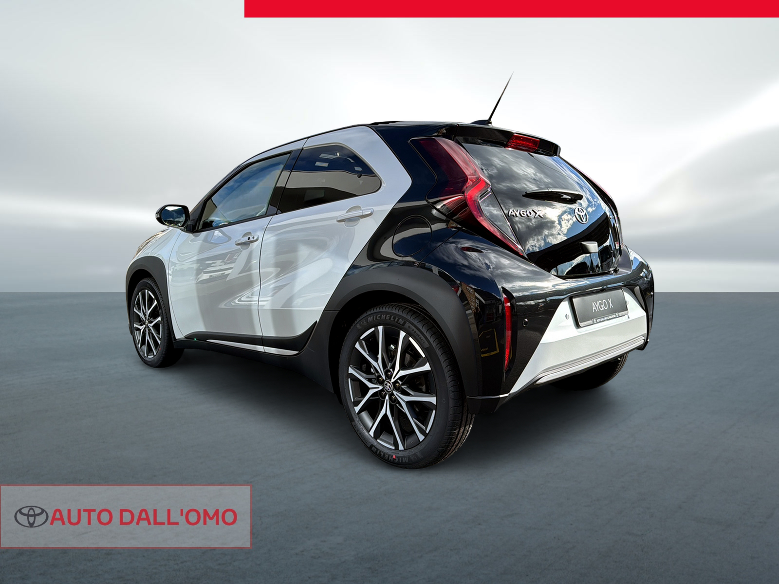 TOYOTA Aygo X 1.5 GR Sport e-CVT-image-2