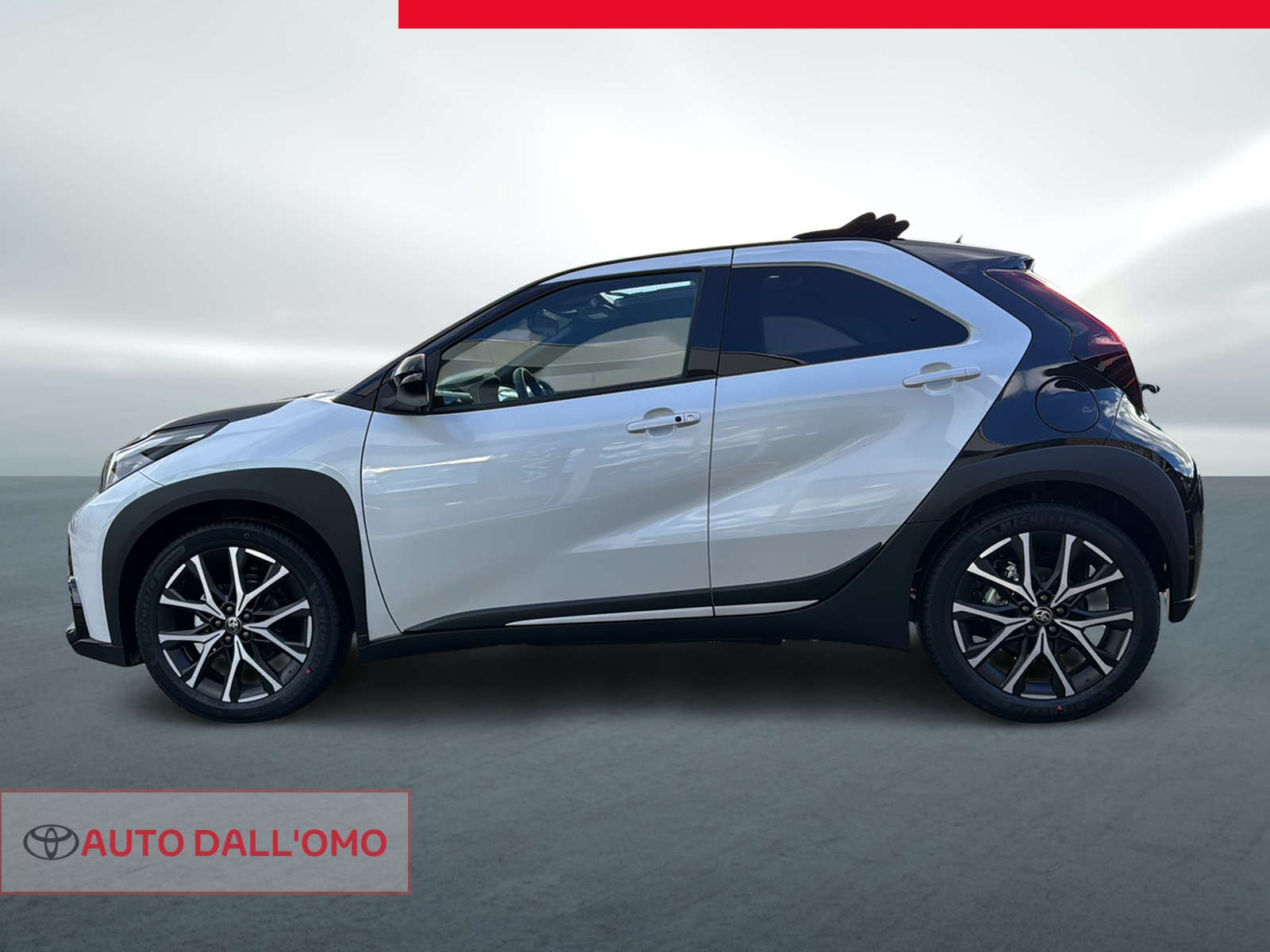 TOYOTA Aygo X 1.5 GR Sport e-CVT-image-3