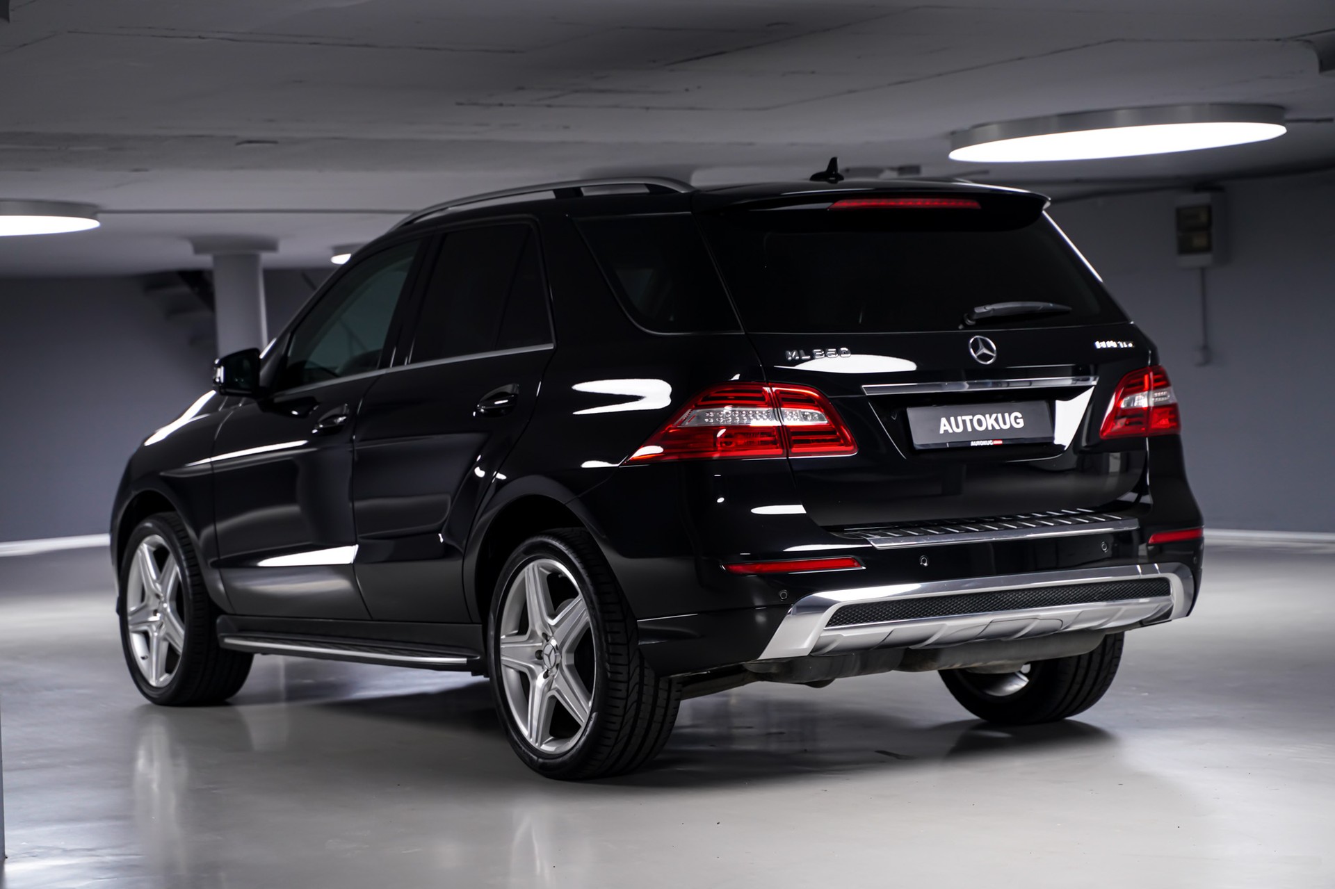 MERCEDES-BENZ ML 350 BlueTEC Executive AMG Line 4Matic 7G-Tronic-image-6