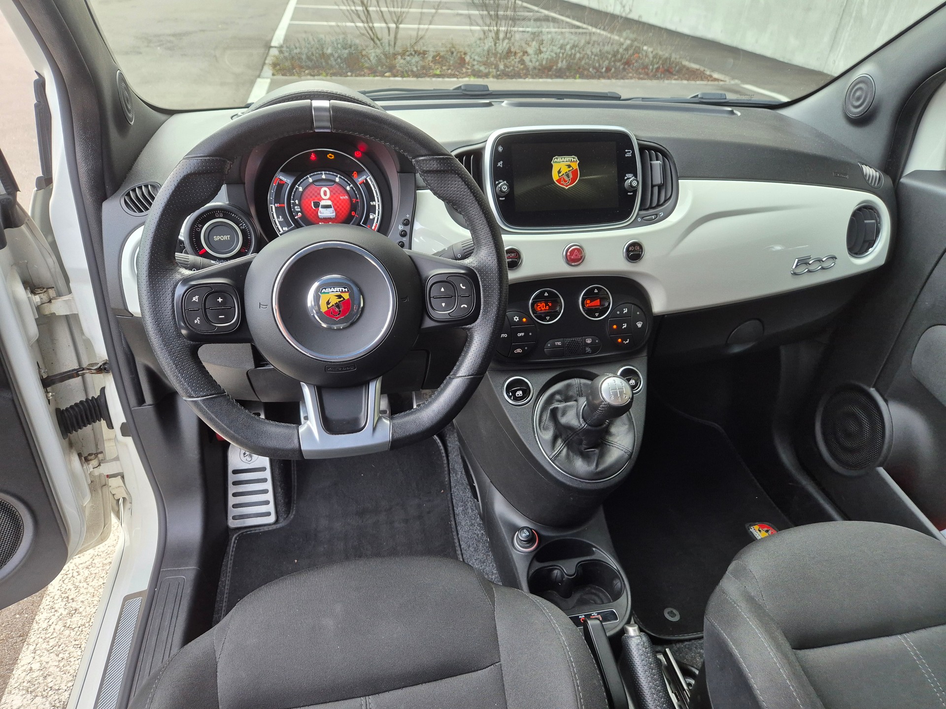 FIAT 595 1.4 16V Turbo Abarth-image-11