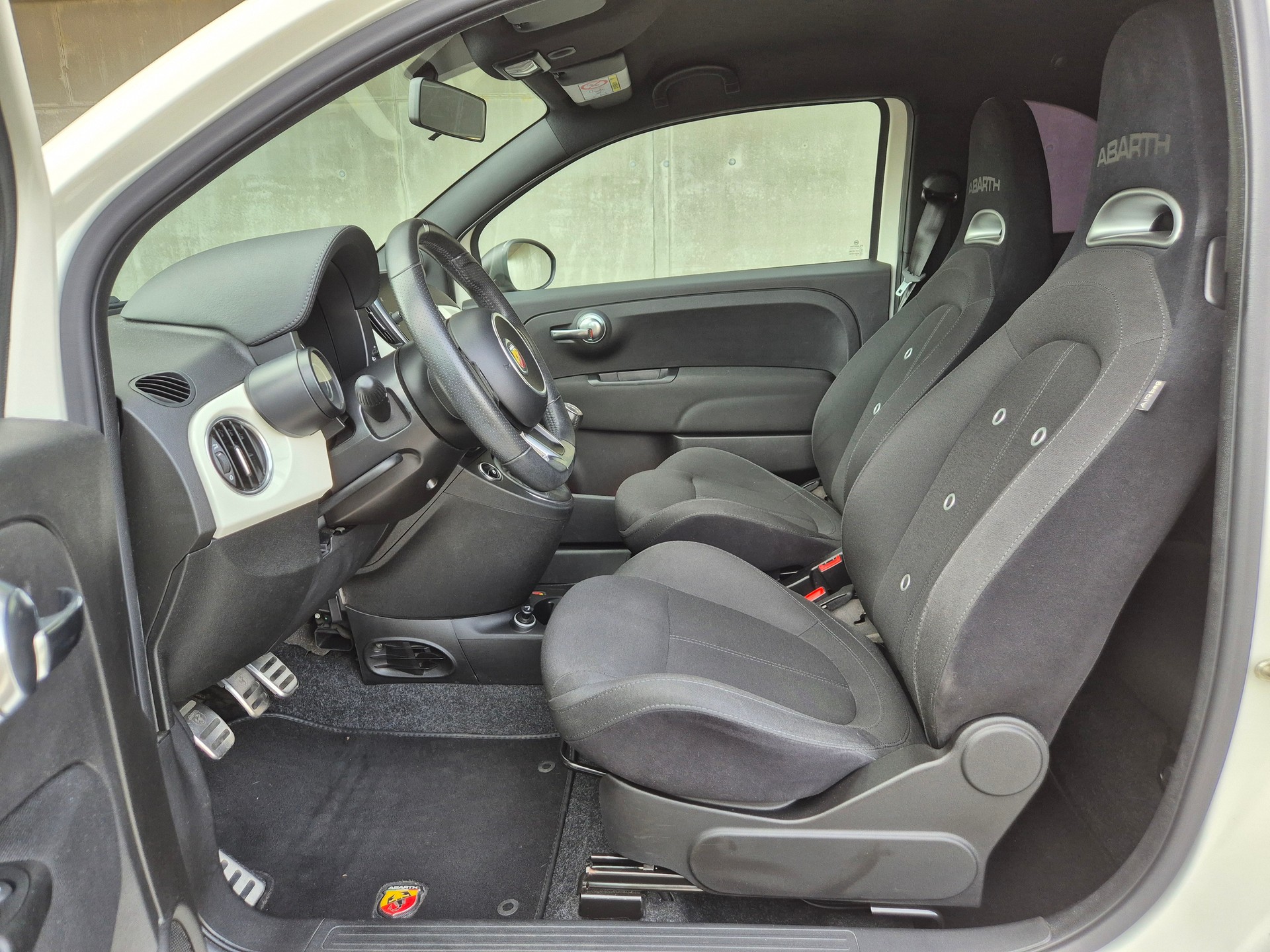 FIAT 595 1.4 16V Turbo Abarth-image-8