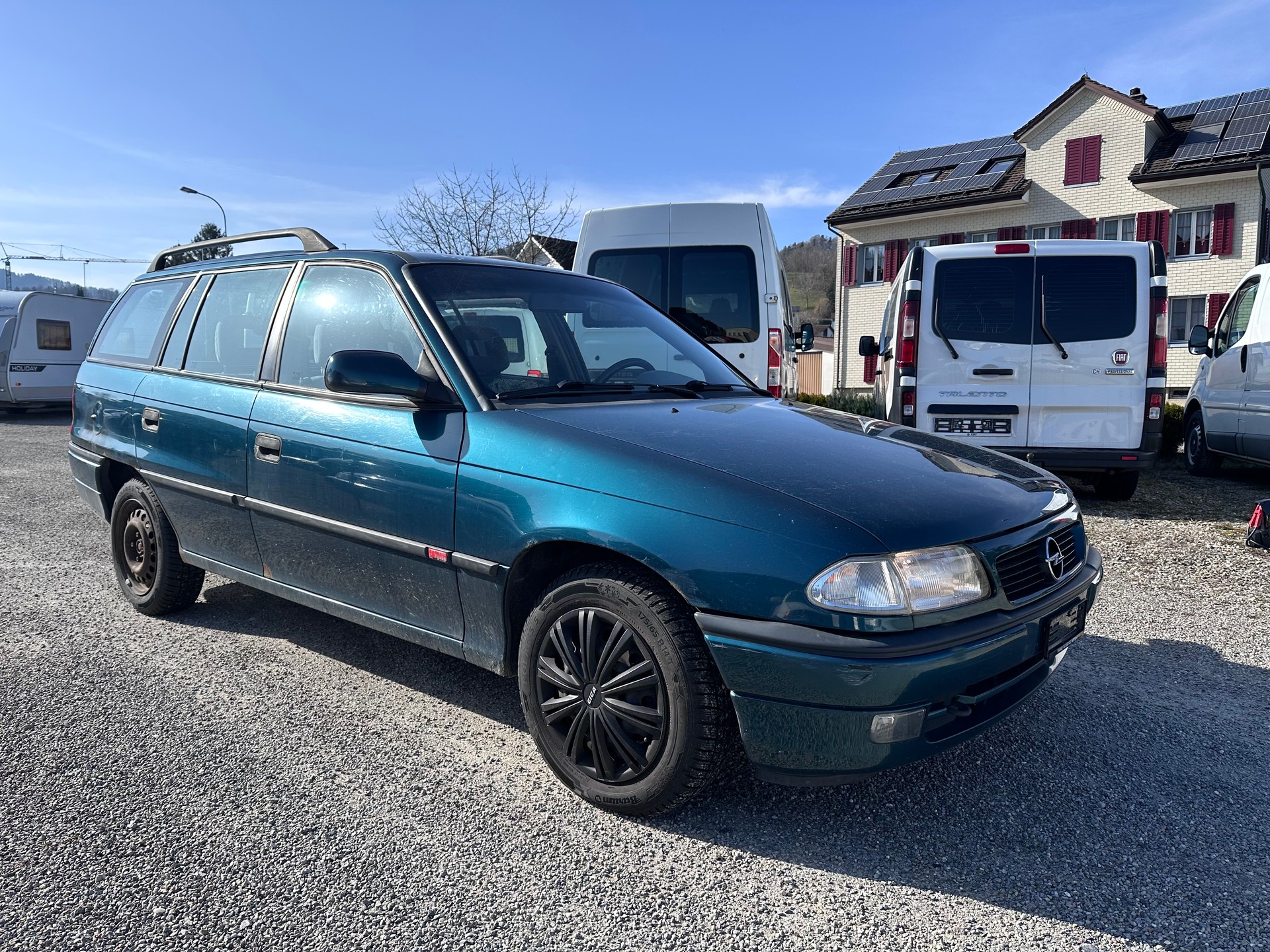 OPEL Astra Caravan 1.6i 16V Celebration-image-1