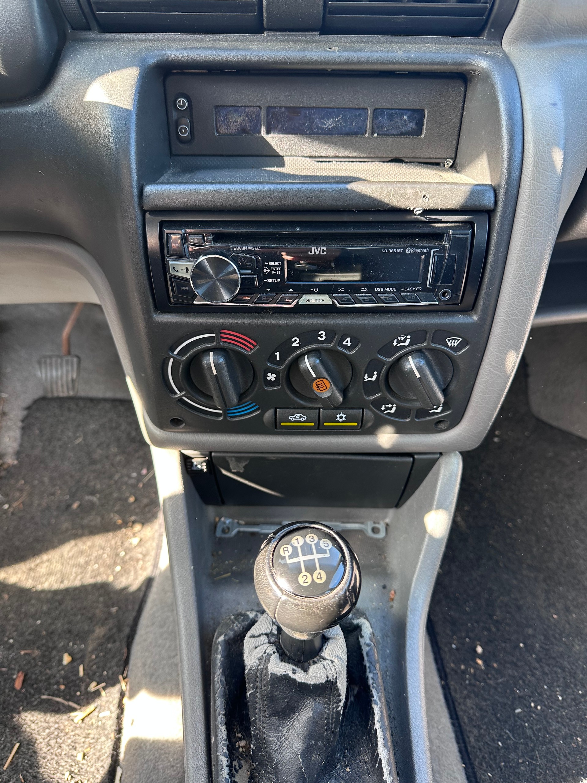 OPEL Astra Caravan 1.6i 16V Celebration-image-9