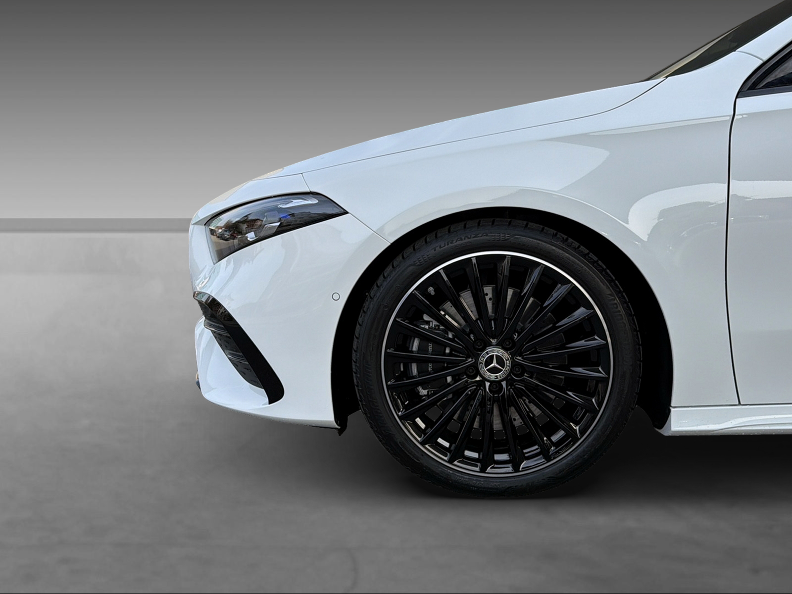 MERCEDES-BENZ A 250 4Matic-image-6