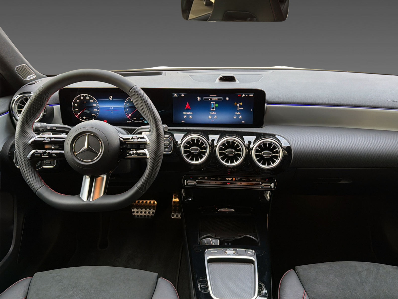 MERCEDES-BENZ A 250 4Matic-image-11