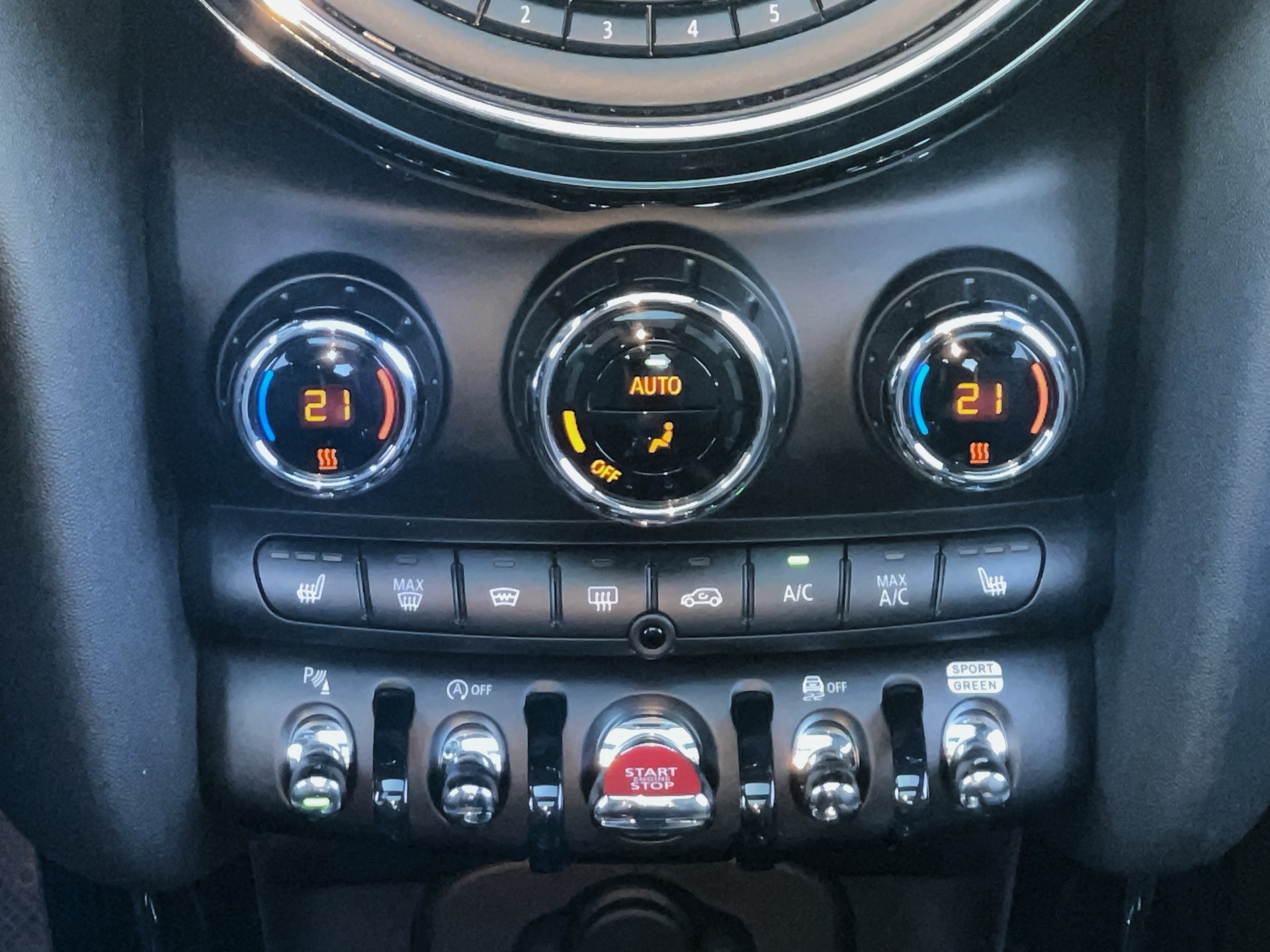 MINI Cooper S Sport DKG-image-6