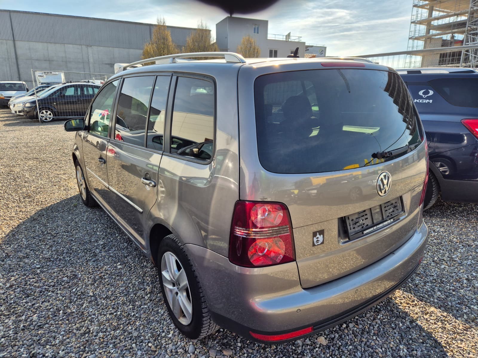 VW Touran 1.4 TSI Trendline-image-1