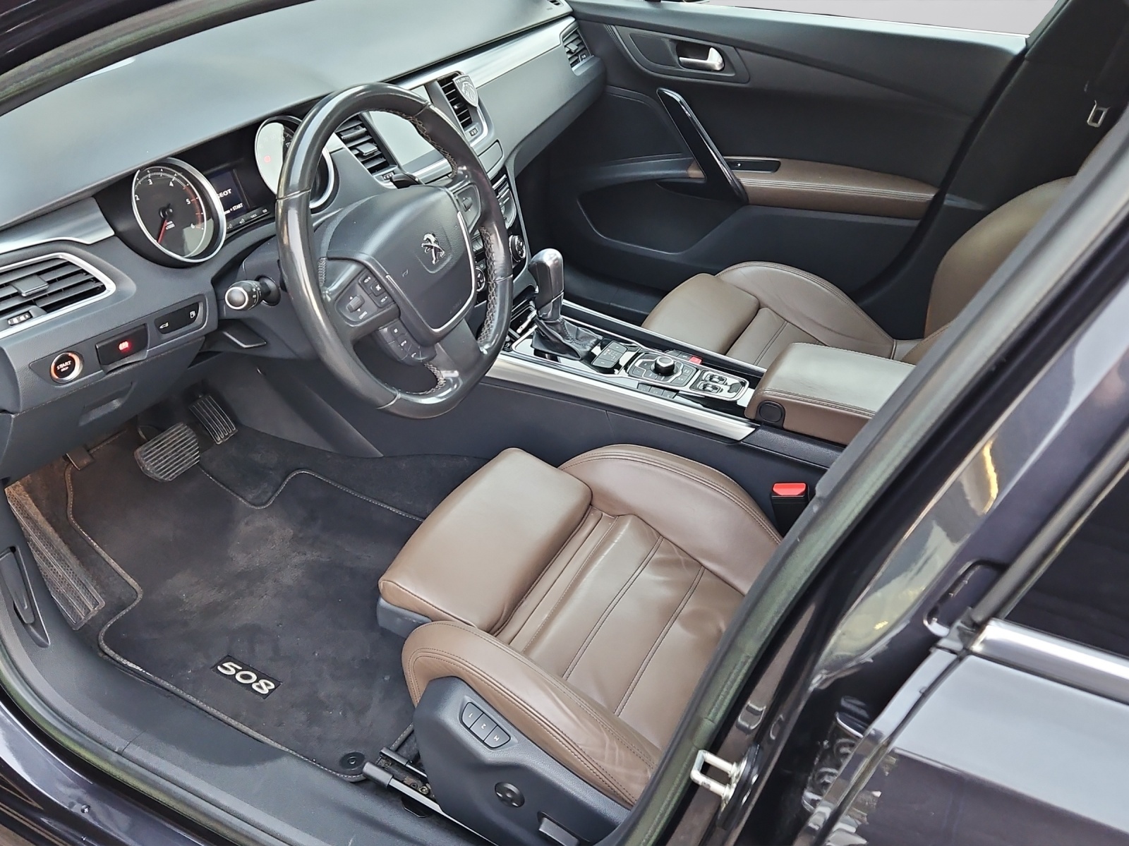 PEUGEOT 508 2.2 HDI GT-image-4