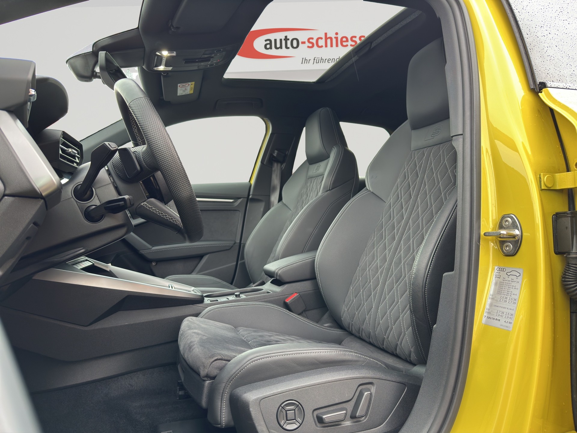 AUDI A3 Sportback 35 TFSI S Line S-tronic-image-5