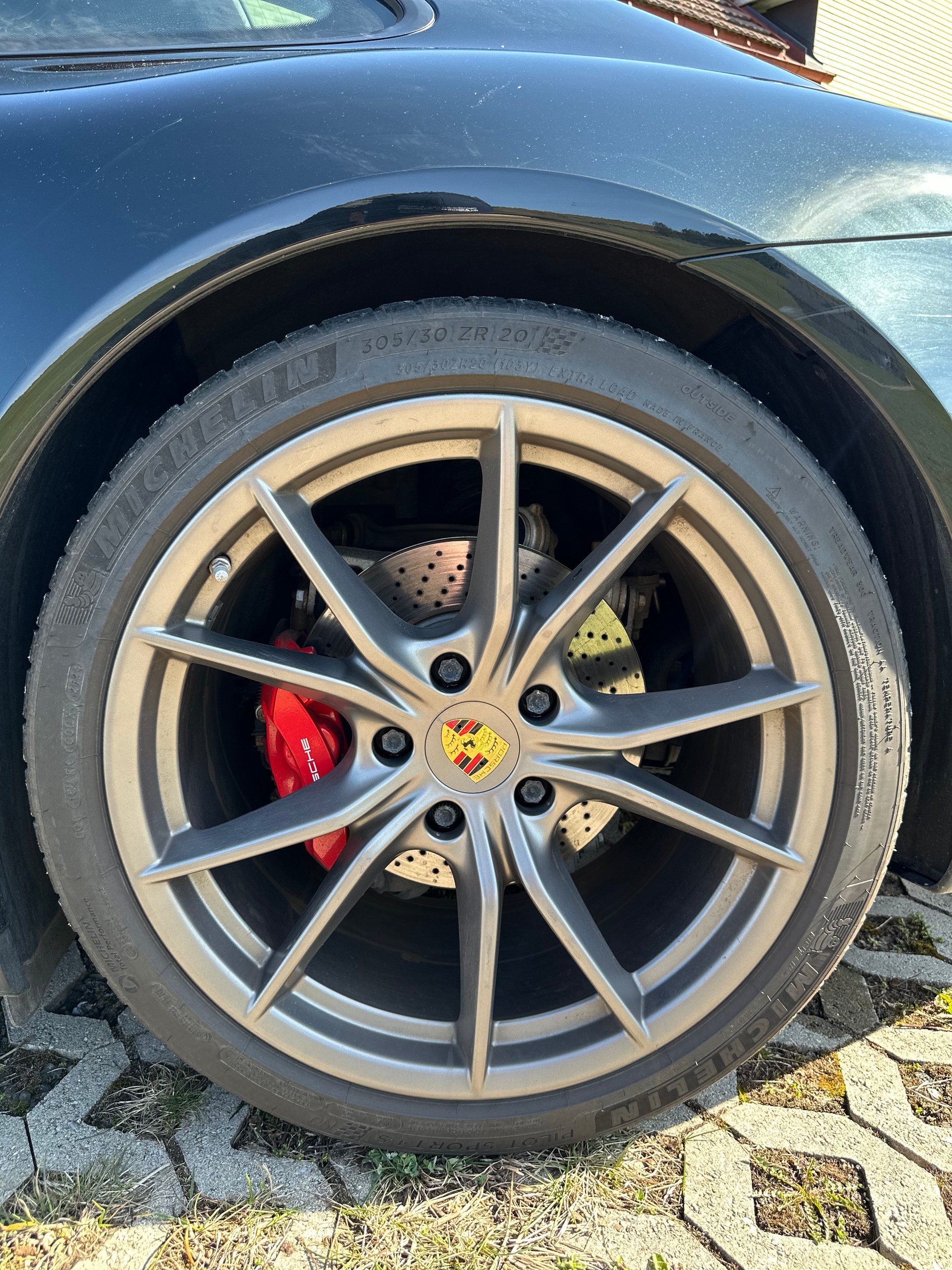 PORSCHE 911 Carrera 4S PDK 991.2 Indiv. Lackierung darkolivemetallic PTS M6X-image-8