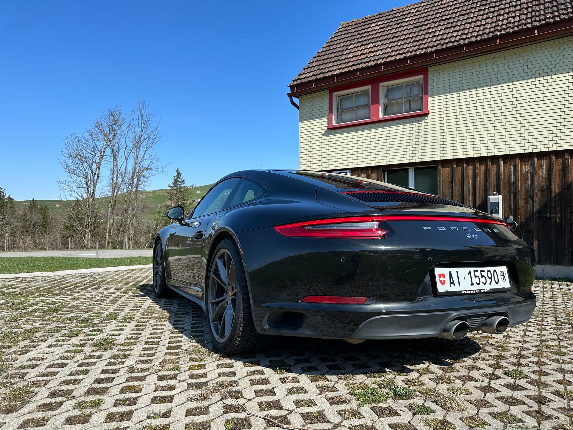 PORSCHE 911 Carrera 4S PDK 991.2 Indiv. Lackierung darkolivemetallic PTS M6X-image-3