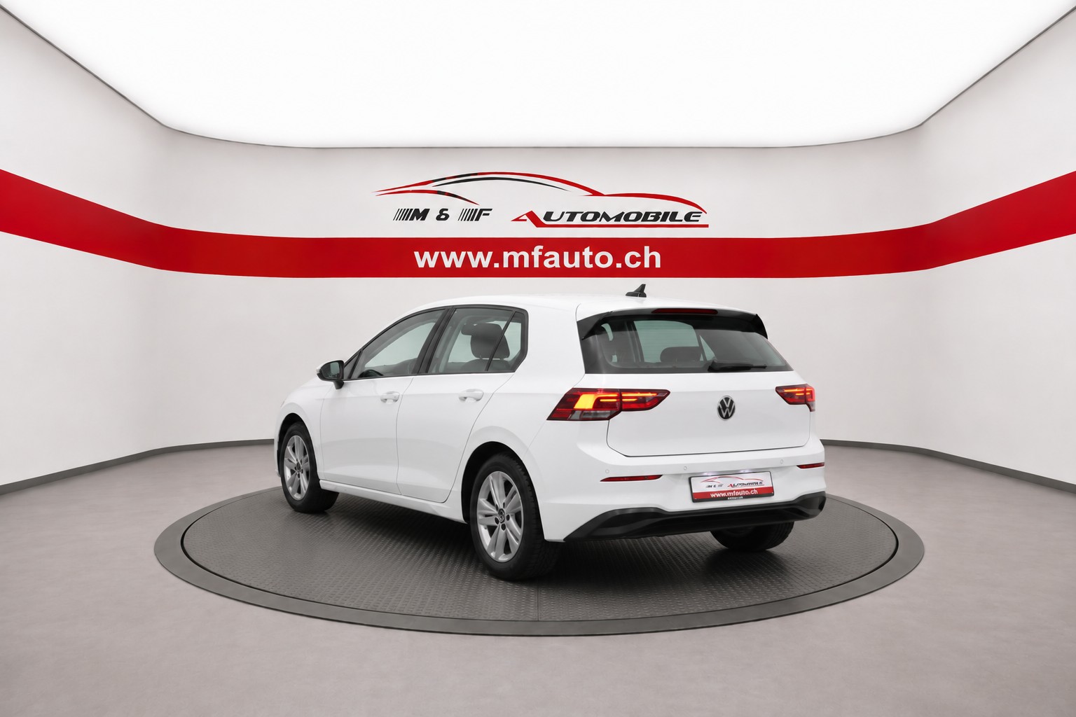 VW Golf VIII 1.0 TSI Life DSG CH FAHRZEUG AUS 1. HAND-image-3