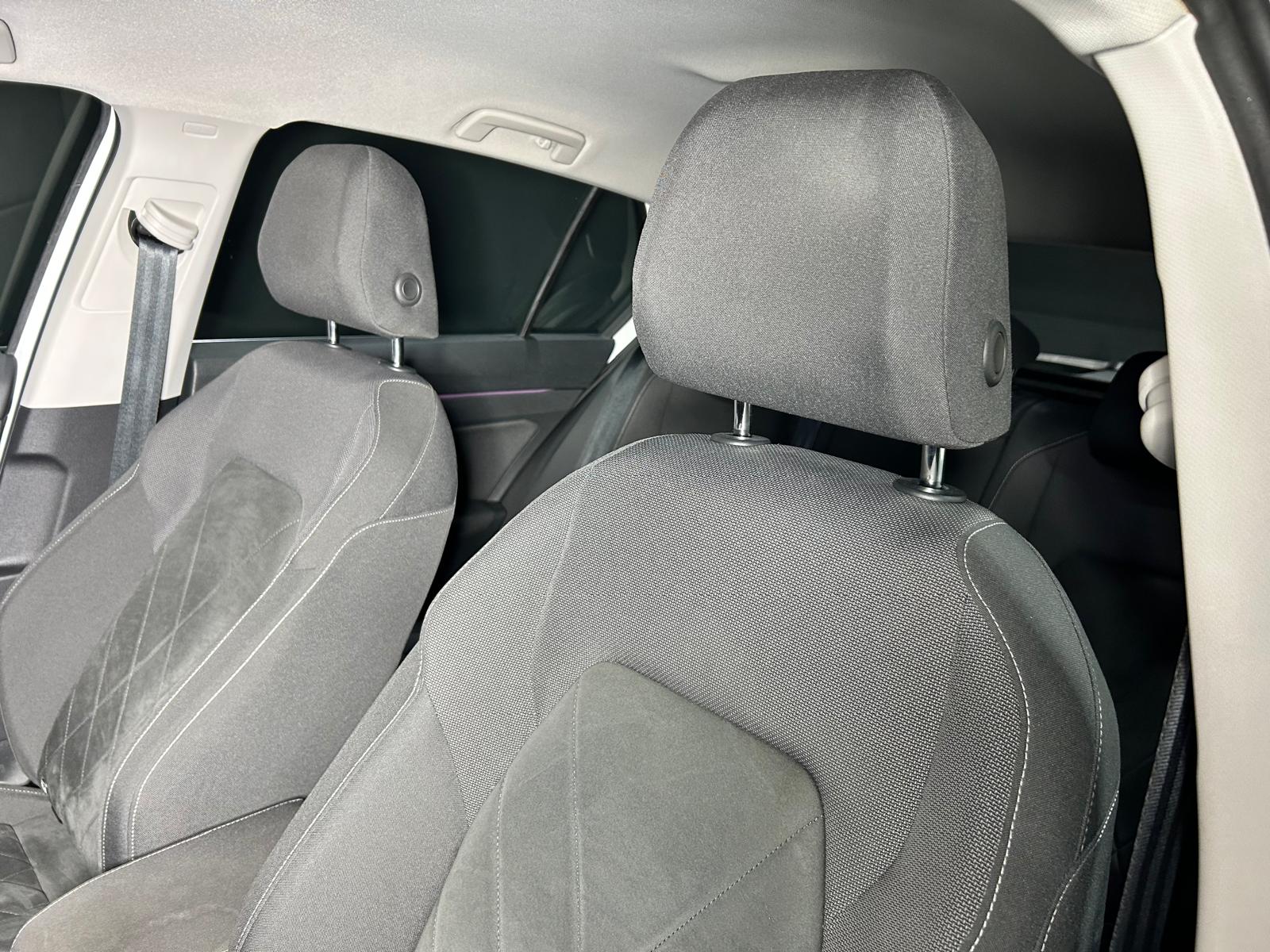 VW Golf VIII 1.0 TSI Life DSG CH FAHRZEUG AUS 1. HAND-image-14