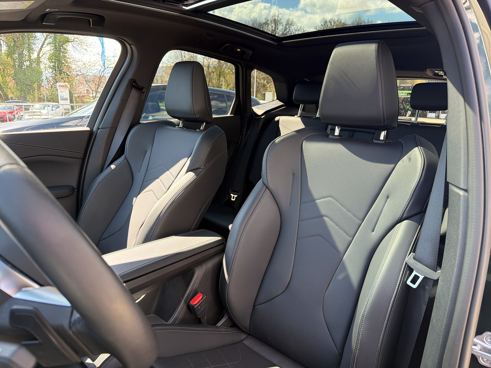 BMW 223d Active Tourer xDrive M Sport DKG-image-9