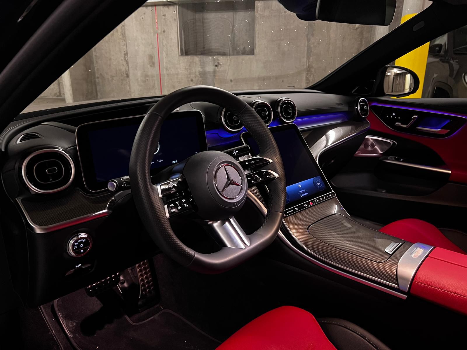 MERCEDES-BENZ C 300 d 4Matic AMG Line-image-6