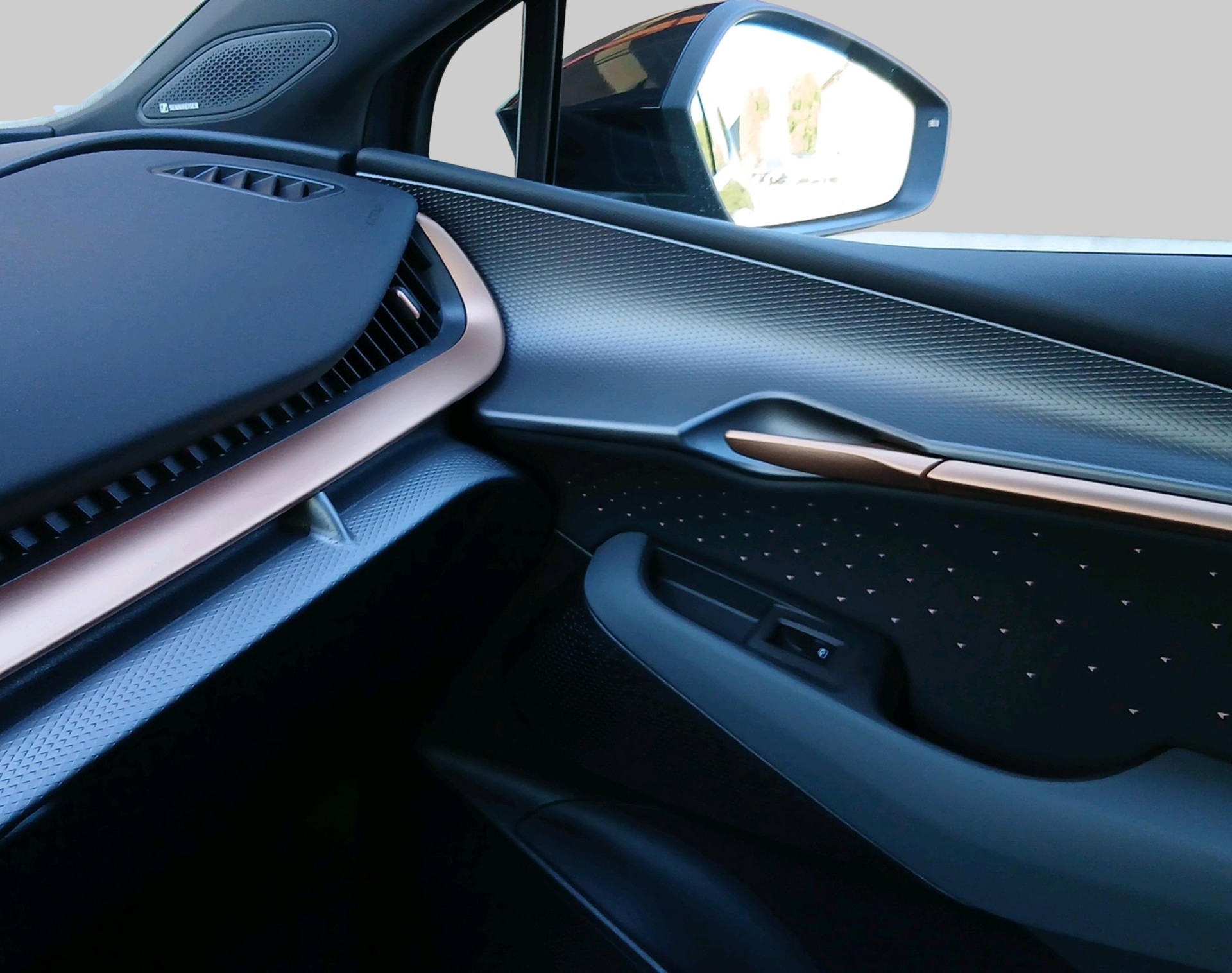 SEAT Tavascan VZ Extreme 4D-image-17