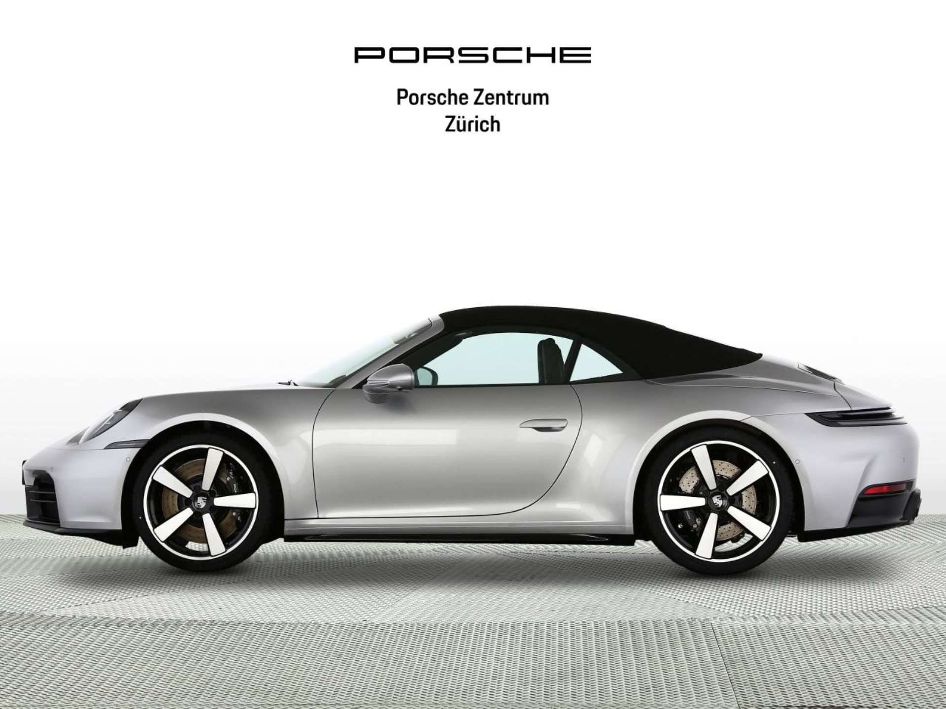 PORSCHE 911 Carrera S Cabriolet-image-1