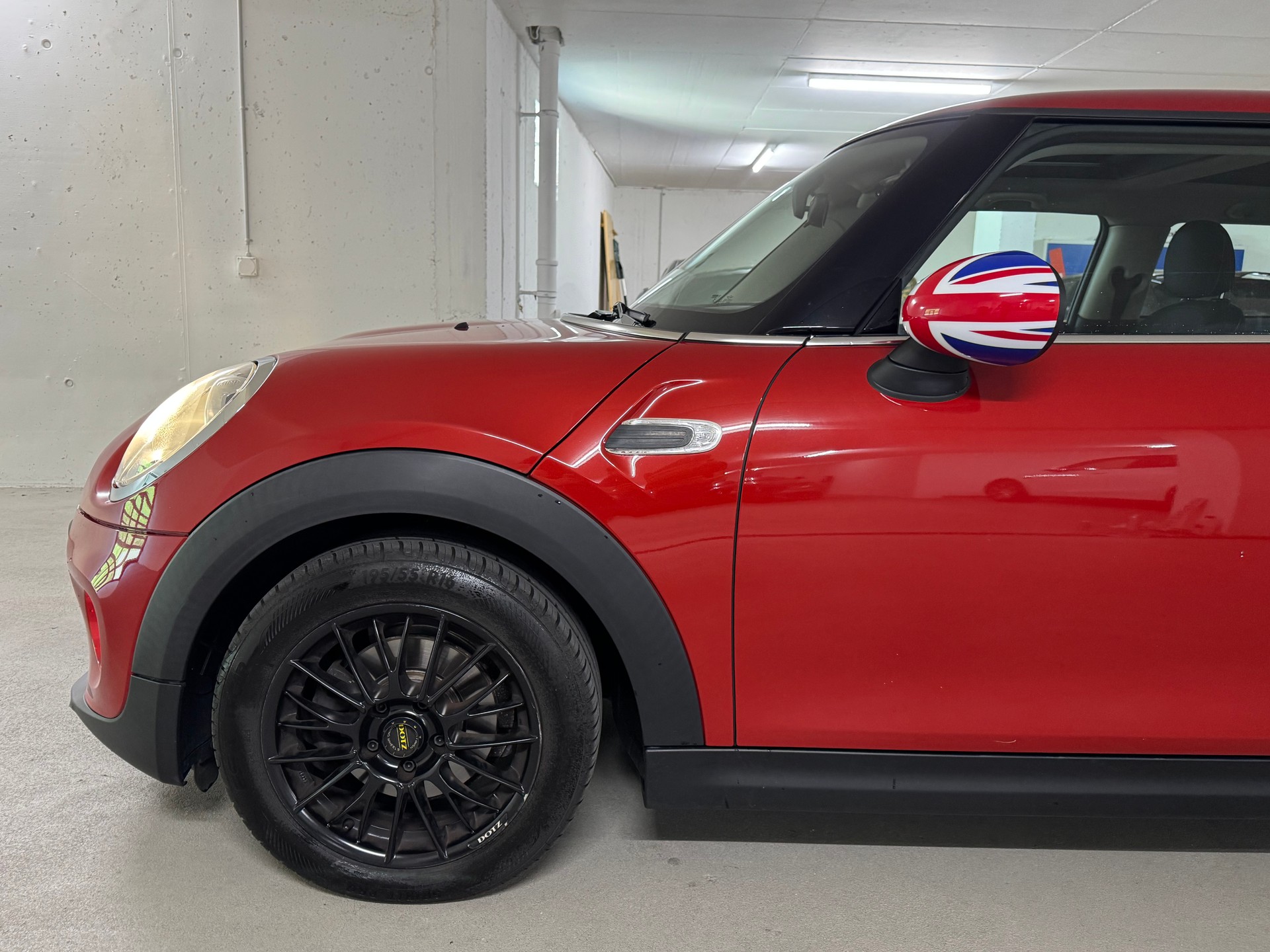 MINI One CH-Fahrzeug-image-8