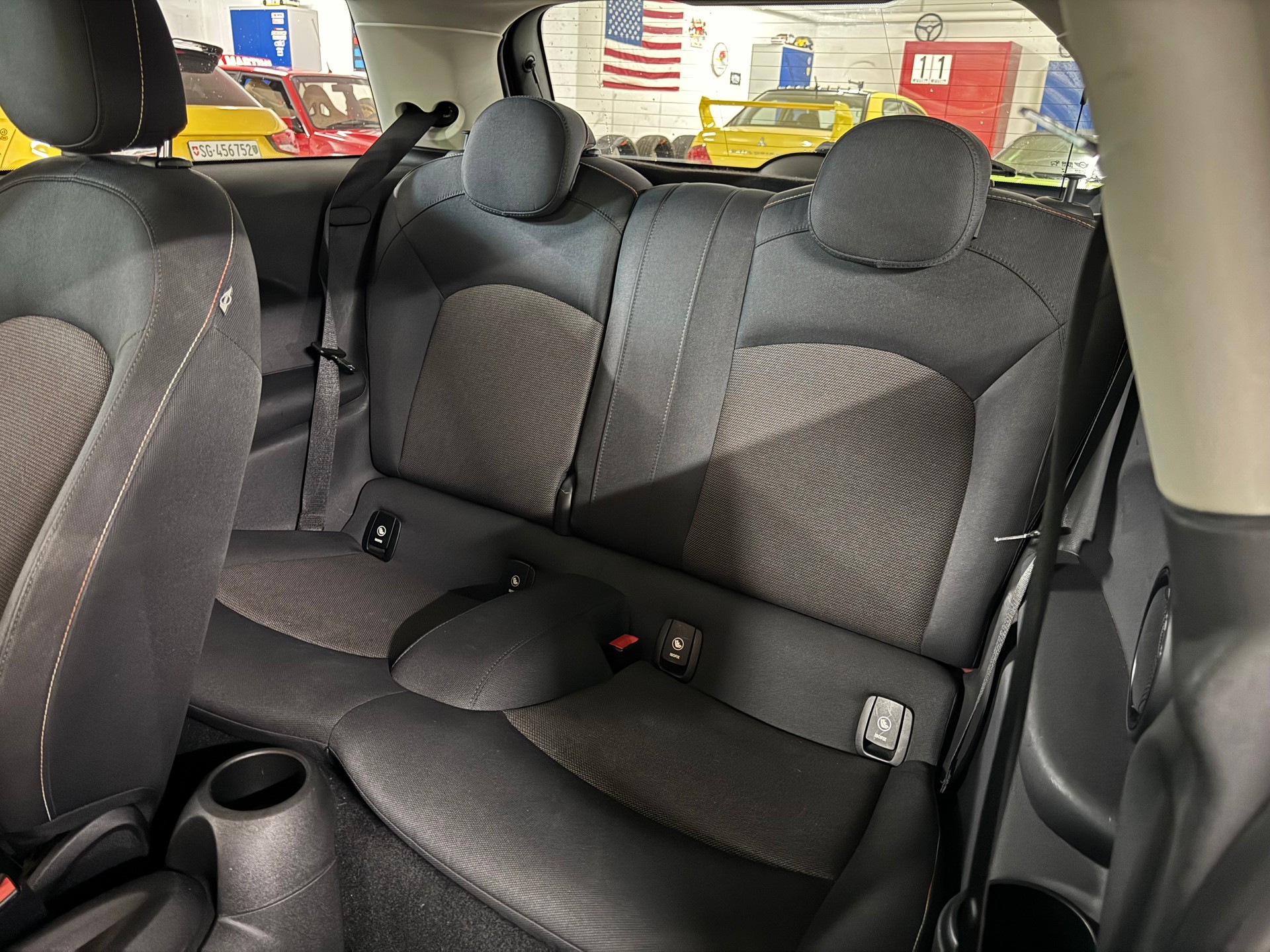 MINI One CH-Fahrzeug-image-15