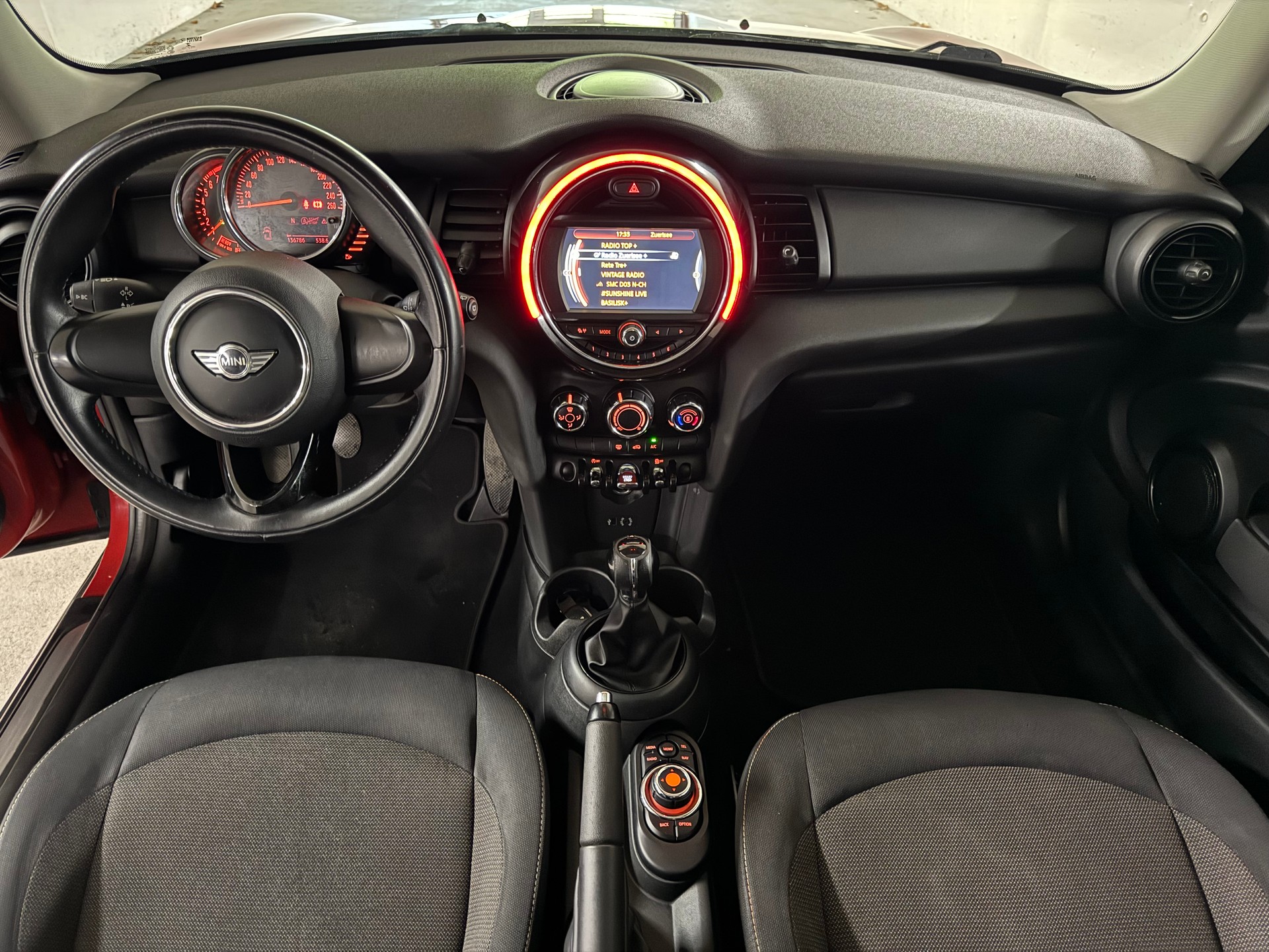 MINI One CH-Fahrzeug-image-11
