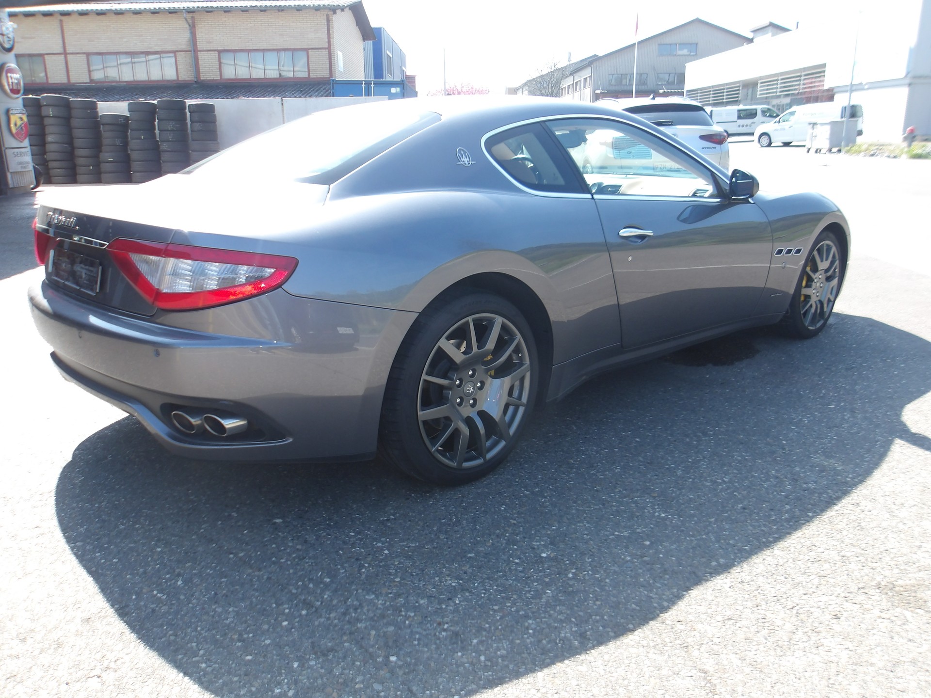 MASERATI GranTurismo S Automatica-image-4