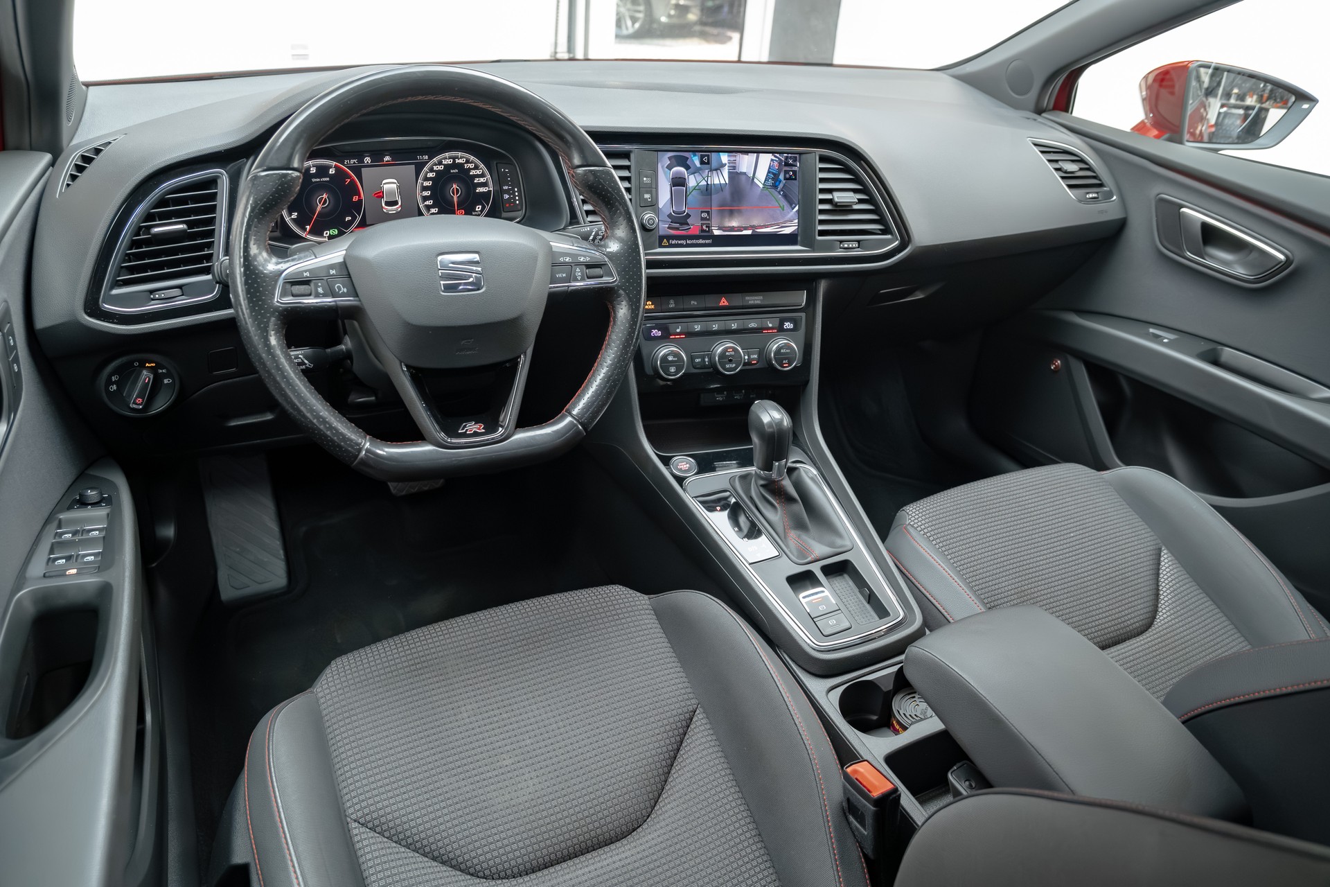 SEAT Leon ST 1.5 TSI EVO ACT FR DSG-image-10
