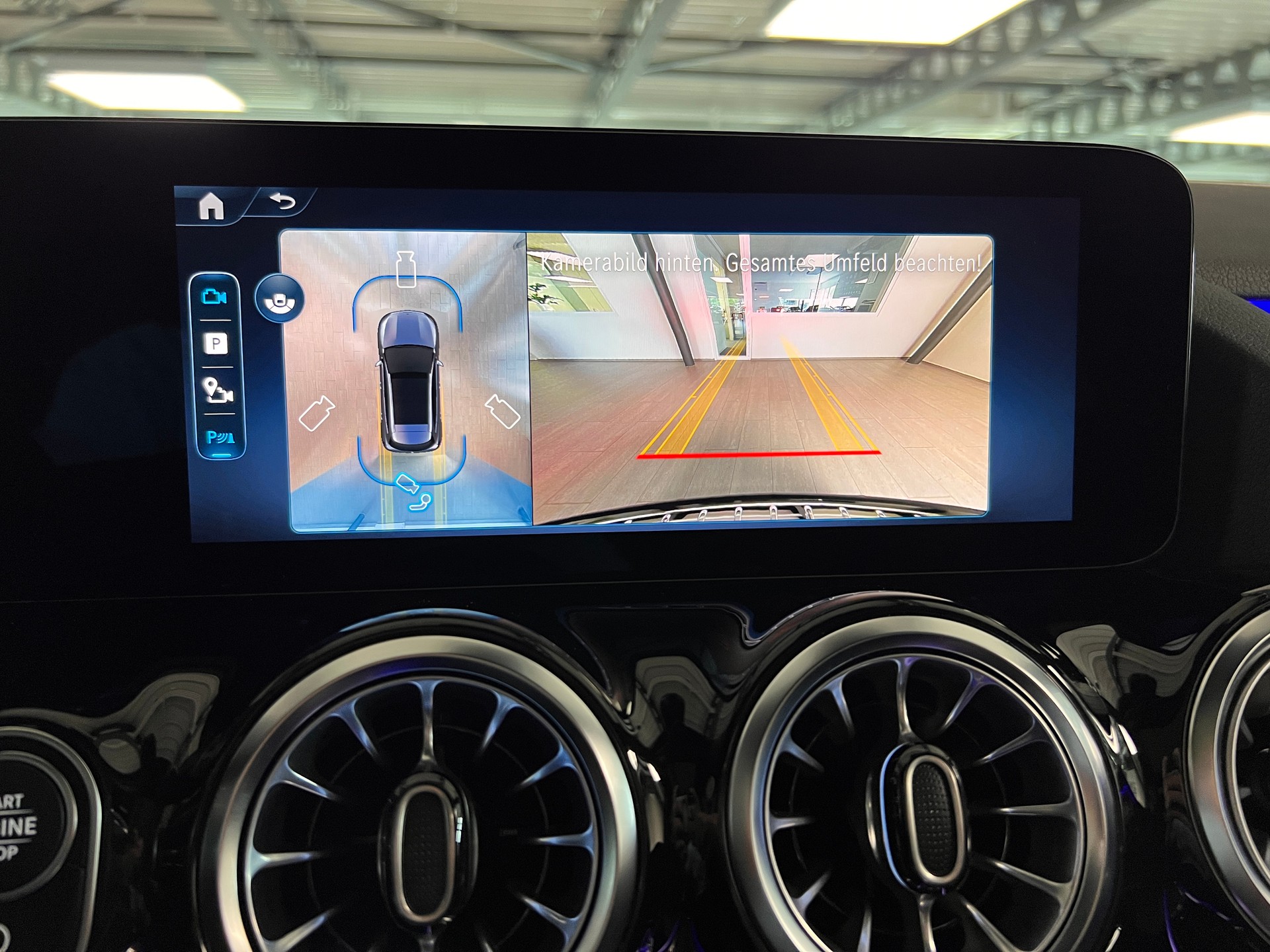 MERCEDES-BENZ GLA 250 4Matic 8G-DCT Swiss Star-image-14
