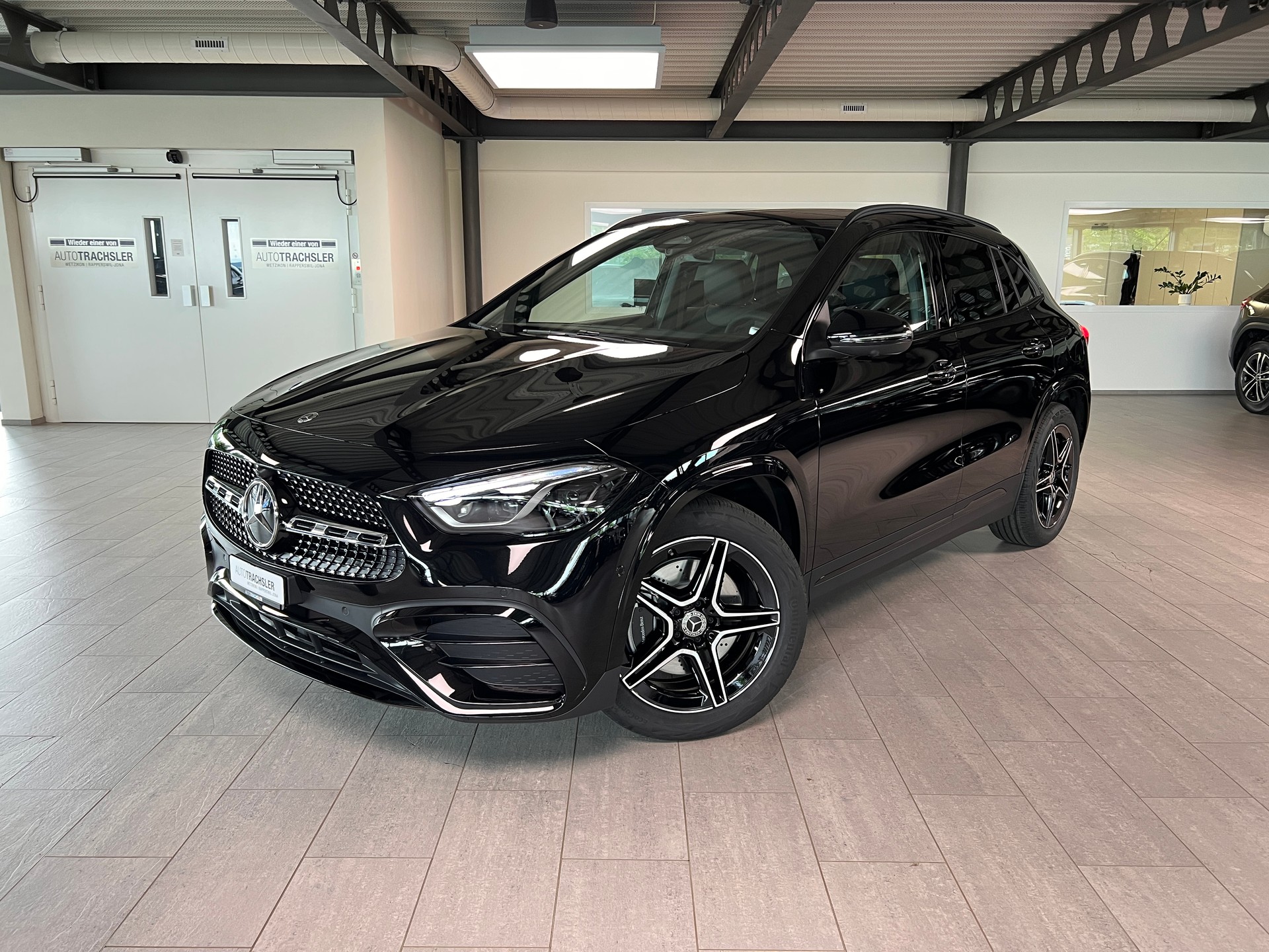 MERCEDES-BENZ GLA 250 4Matic 8G-DCT Swiss Star-image-0