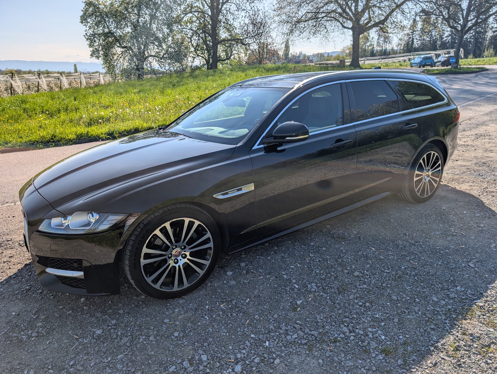 JAGUAR 2.0 D 240 R-Sport AWD Sportbrake-image-2