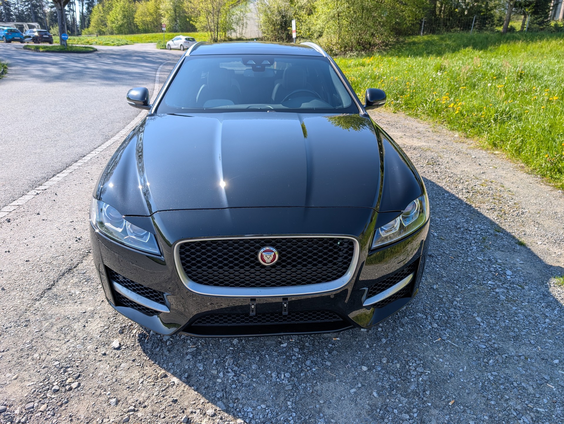 JAGUAR 2.0 D 240 R-Sport AWD Sportbrake-image-1