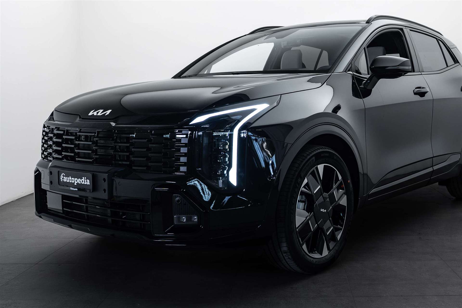 KIA KIA Sportage 1.6T-GDi PHEV GT-Line 288PS -33% 4x4 Automat-image-1