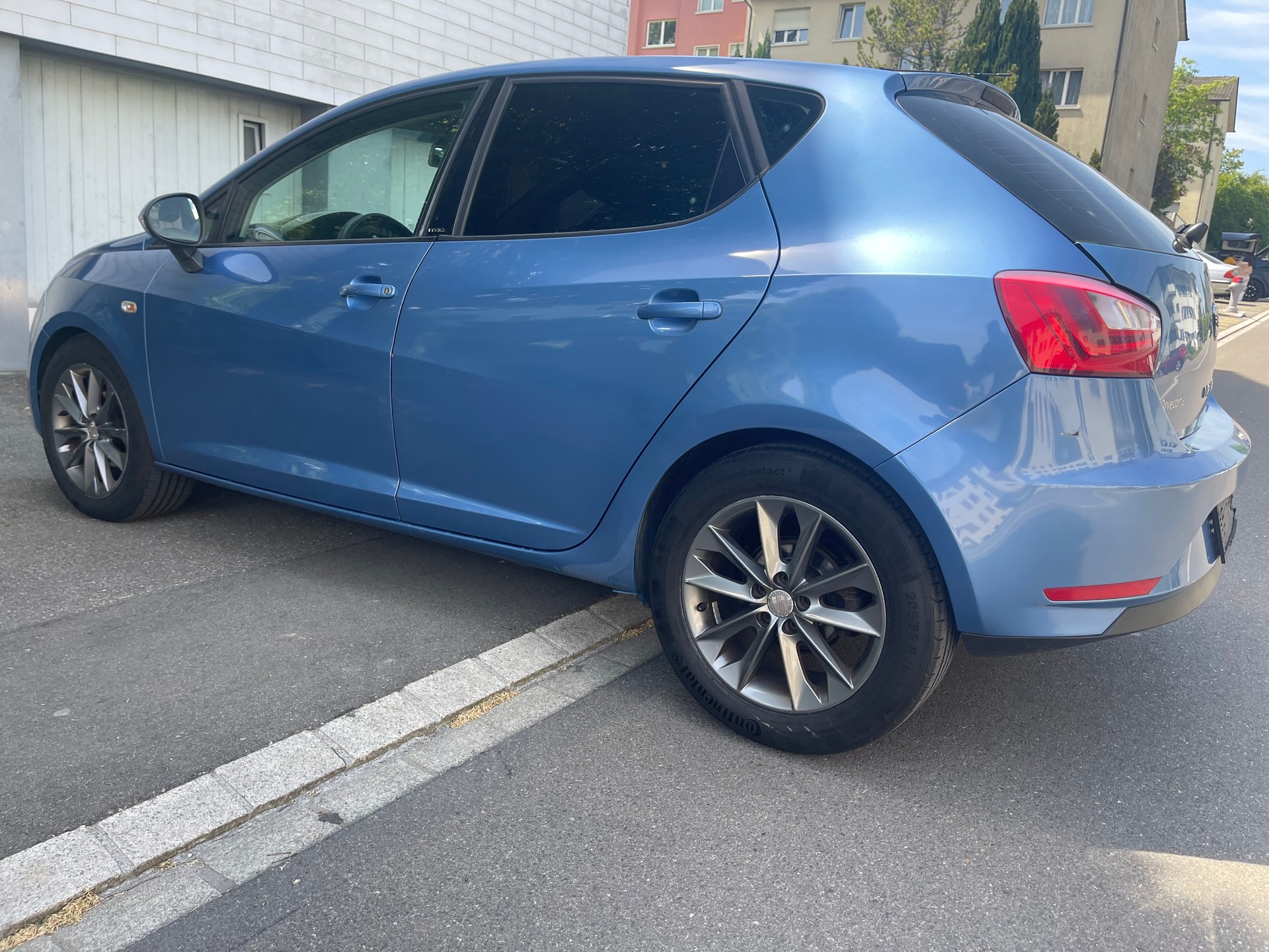SEAT Ibiza 1.6 TDI Style Viva-image-2