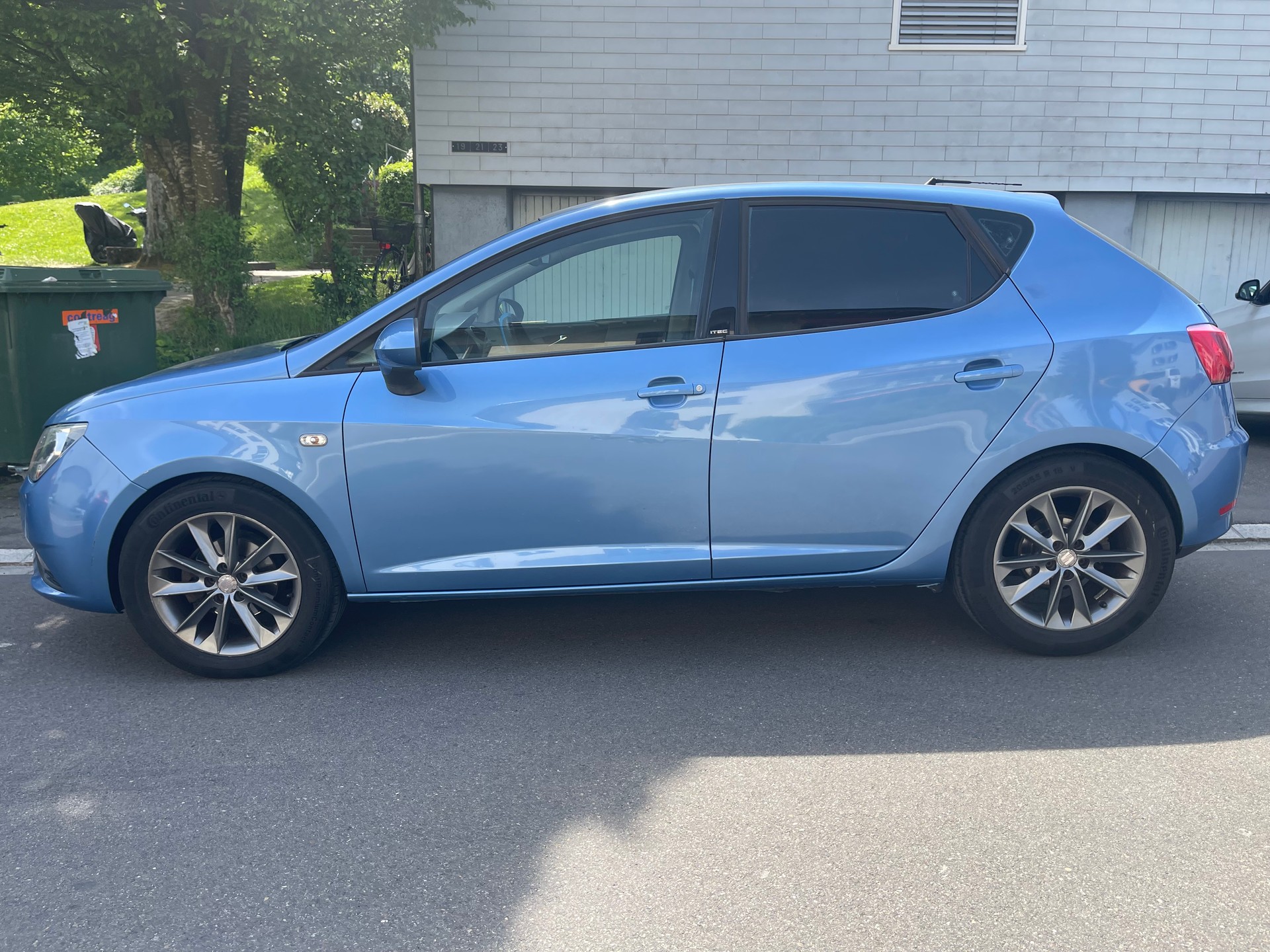 SEAT Ibiza 1.6 TDI Style Viva-image-3
