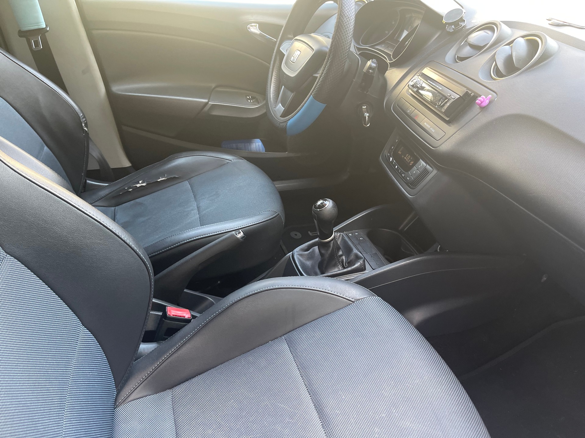 SEAT Ibiza 1.6 TDI Style Viva-image-9