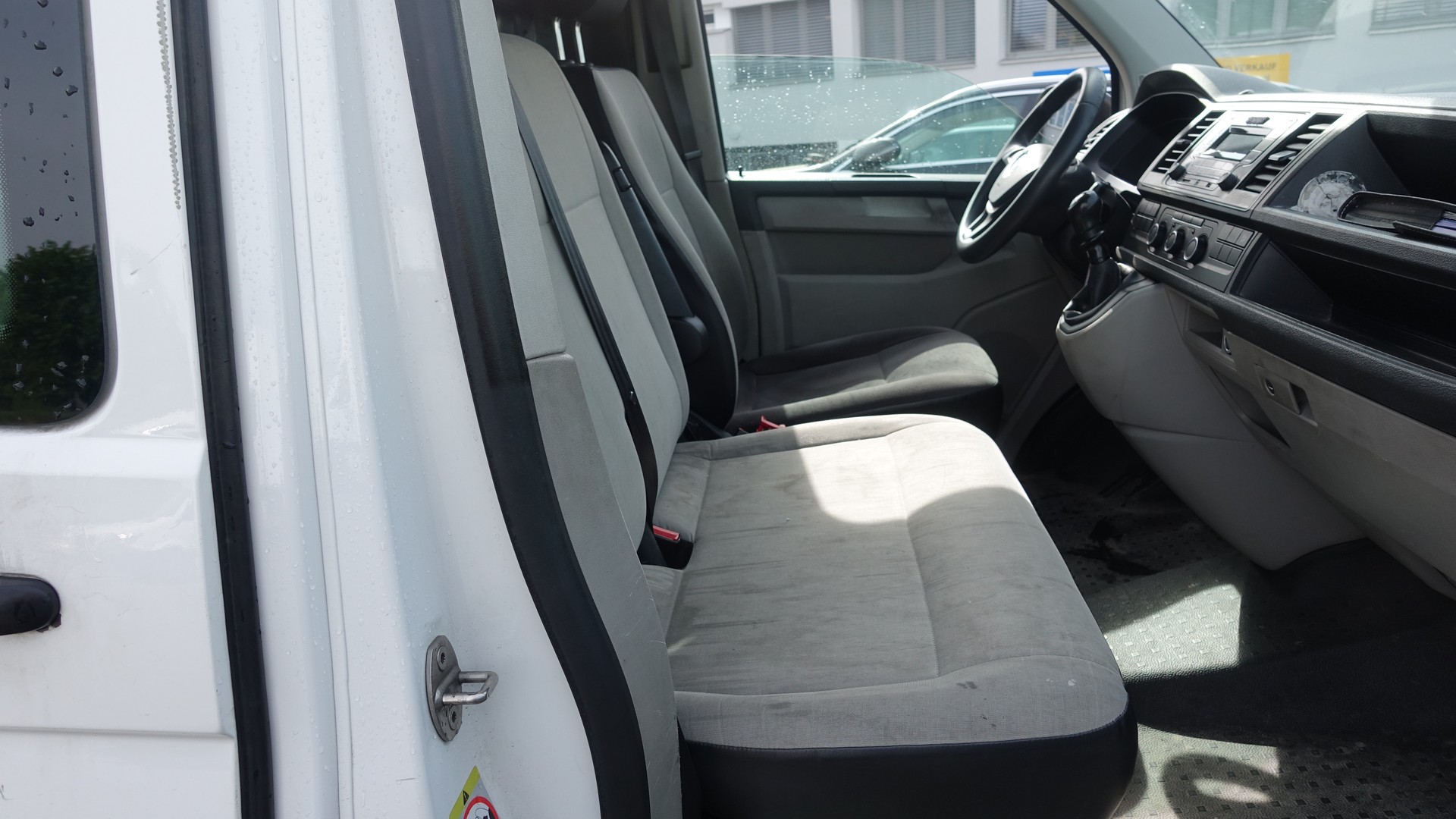 VW T6 2.0 TDI 4Motion-image-10