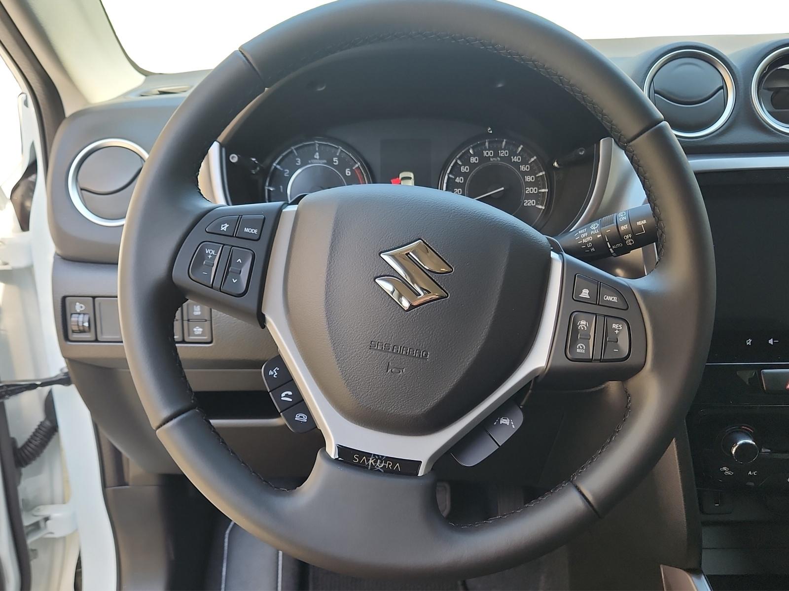 SUZUKI Vitara 1.4 T Sakura Hybrid 4x4-image-9