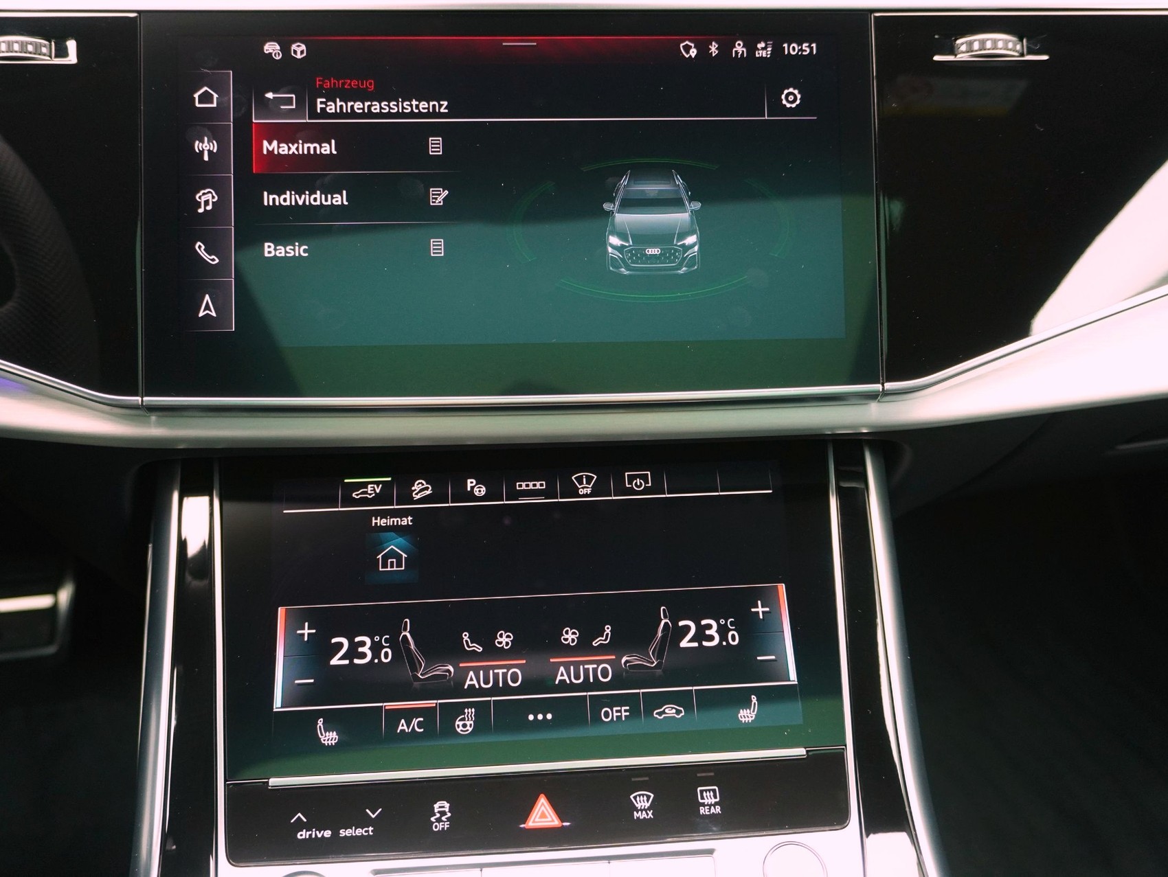 AUDI Q8 SUV 55 TFSI e S line quattro T-Tronic **Audi Werksgarantie bis 06/2030**-image-29
