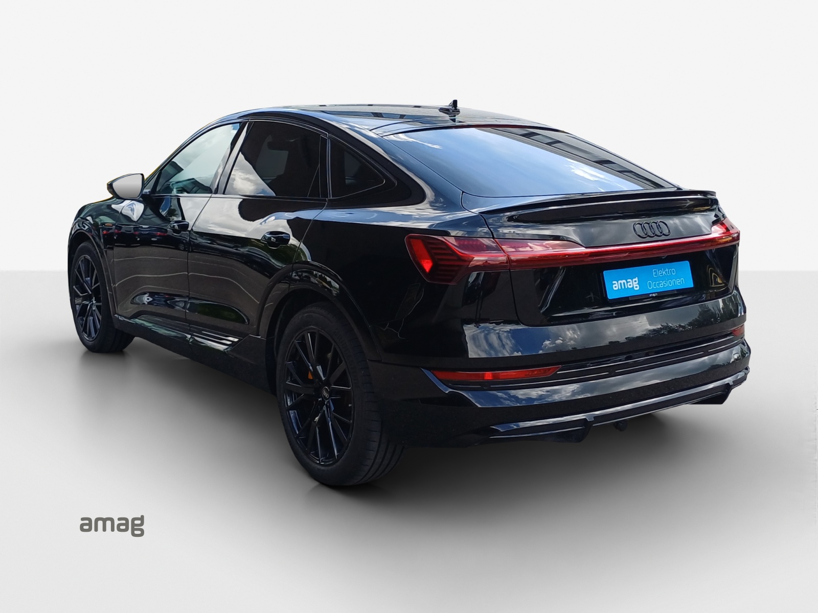 AUDI e-tron 55 Sportback S Line Black Edition quattro-image-2