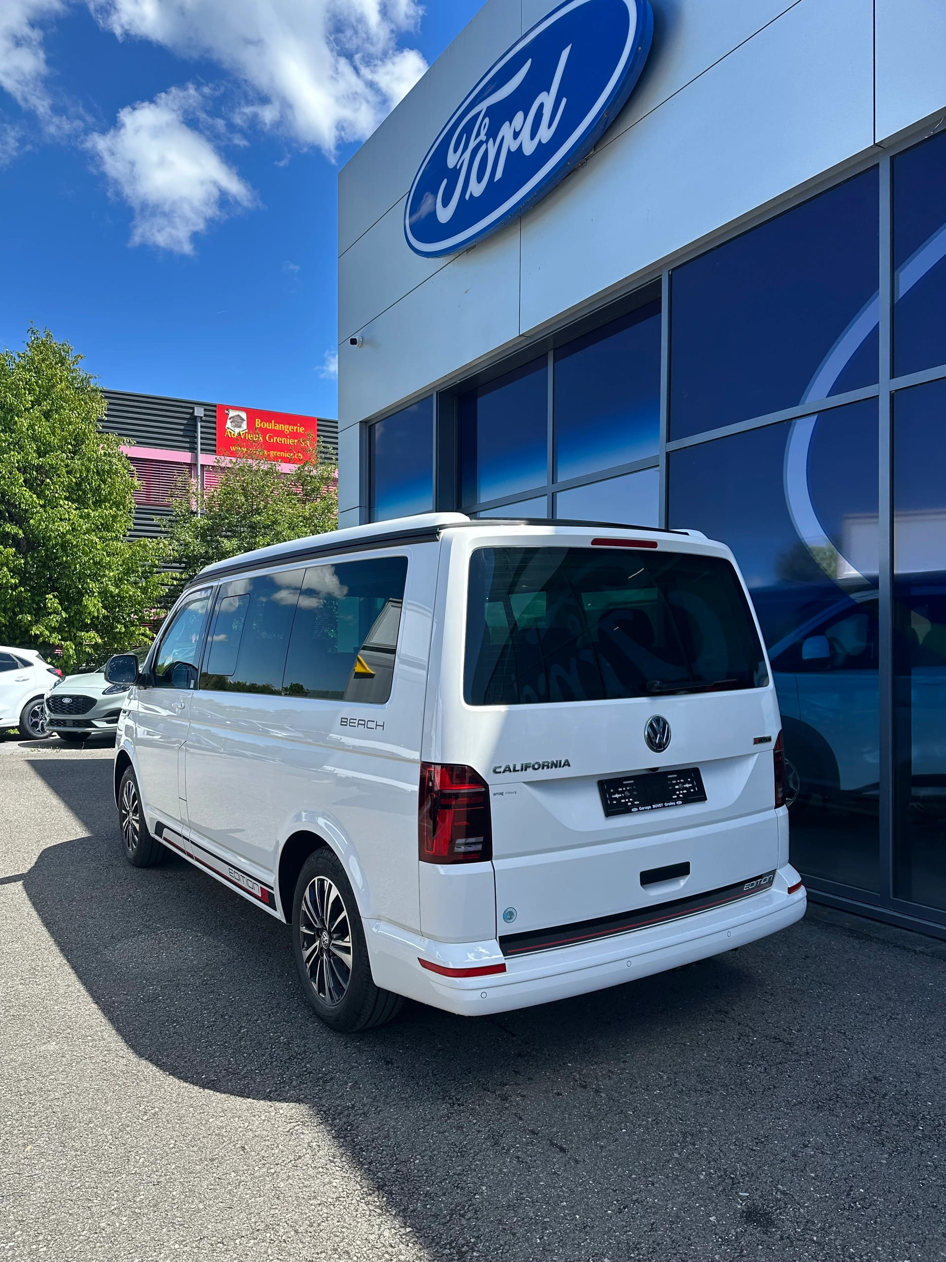 VW T6.1 California 3000 2.0 TDI 150 Coast Edition Liberty DSG 4m-image-3