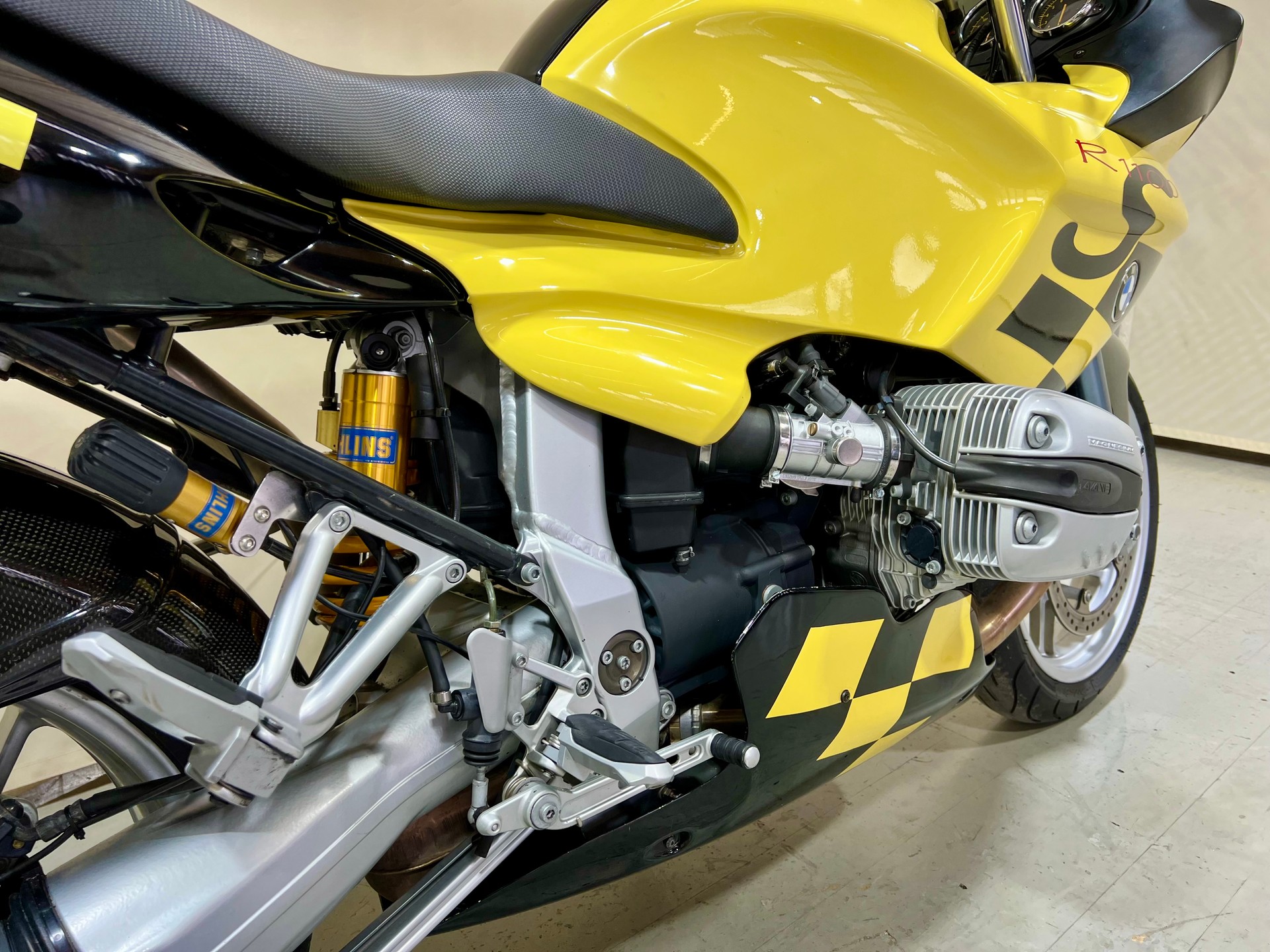 BMW R 1100 S-image-13